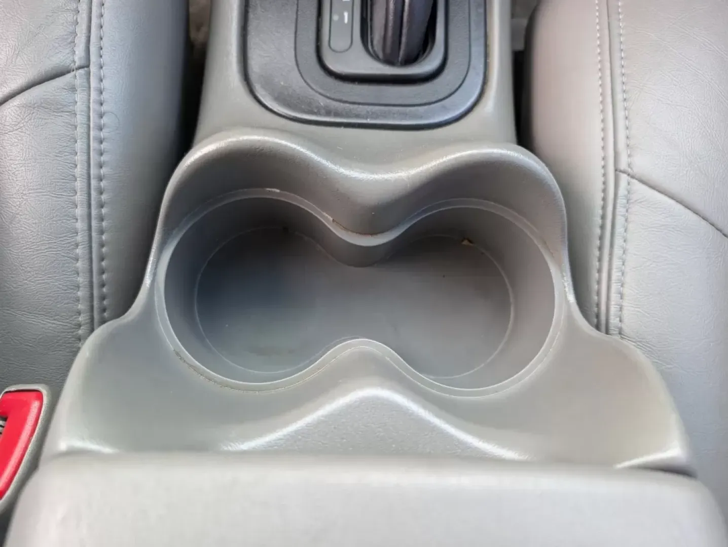 2002 /Medium Gray Chevrolet Impala LS (2G1WH55K129) with an Other engine, located at 1430 Gateway Drive, Opelika, AL, 36801, (334) 239-0944, 32.637871, -85.409790 - ### Discover Your Next Adventure with the 2002 Chevrolet Impala LS at Gils Auto!<br /> <br /> Are you looking for a reliable vehicle that fits seamlessly into your lifestyle, whether for daily commutes or weekend getaways? Look no further than the stunning 2002 Chevrolet Impala LS available at Gils - Photo#12