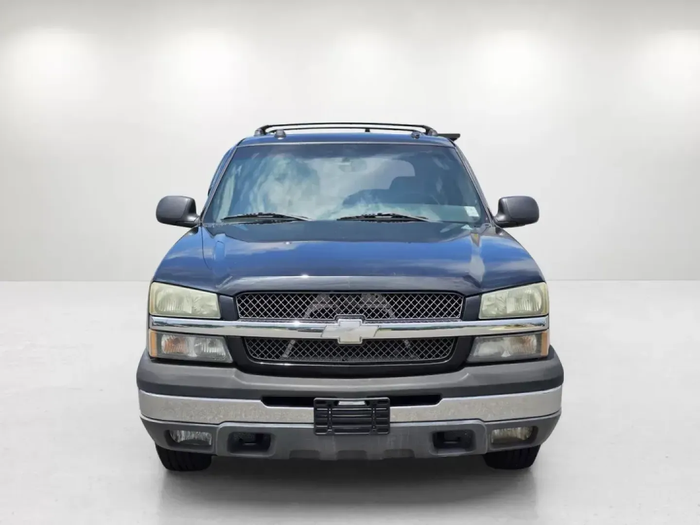 2004 /Dark Charcoal Chevrolet Avalanche Z66 (3GNEC12T44G) with an Other engine, located at 521 Old Farm Lane Rd, Prattville, AL, 36066, (334) 325-1505, 32.482460, -86.416367 - **Experience Adventure and Comfort with the 2004 Chevrolet Avalanche Z66 at Gils Auto!**<br /> <br /> Are you seeking a versatile vehicle that can accommodate your growing family's needs while also being an adventurous companion for weekend getaways? Look no further than the stunning **2004 Chevrole - Photo#1