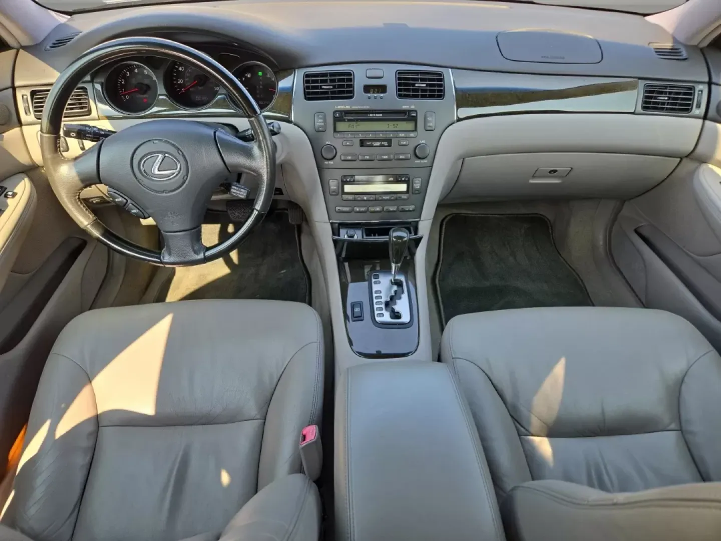 2004 Lexus ES 330 (JTHBA30GX45) with an Other engine, located at 521 Old Farm Lane Rd, Prattville, AL, 36066, (334) 325-1505, 32.482460, -86.416367 - **Experience Luxury and Comfort with the 2004 Lexus ES 330 at Gils Auto - Prattville!**<br /> <br /> Are you on the lookout for a vehicle that combines elegance with exceptional performance? The 2004 Lexus ES 330 is the perfect sedan for those who appreciate a refined driving experience, making it a - Photo#14