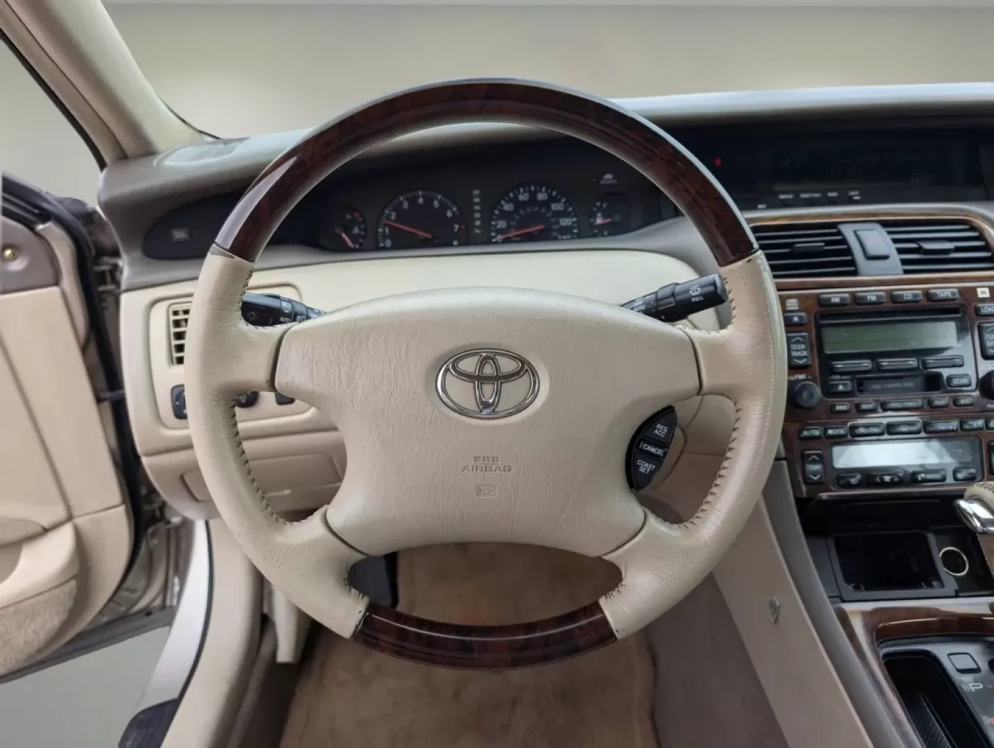 2004 Toyota Avalon XLS (4T1BF28B44U) with an Other engine, located at 5115 14th Ave., Columbus, GA, 31904, (706) 323-0345, 32.511494, -84.971046 - **Get Ready to Elevate Your Commute with the 2004 Toyota Avalon XLS at Gils Auto in Prattville!**<br /> <br /> Imagine gliding through the streets of Prattville, AL, in a vehicle that combines comfort, reliability, and style-all while staying within budget. The 2004 Toyota Avalon XLS sedan is not ju - Photo#15