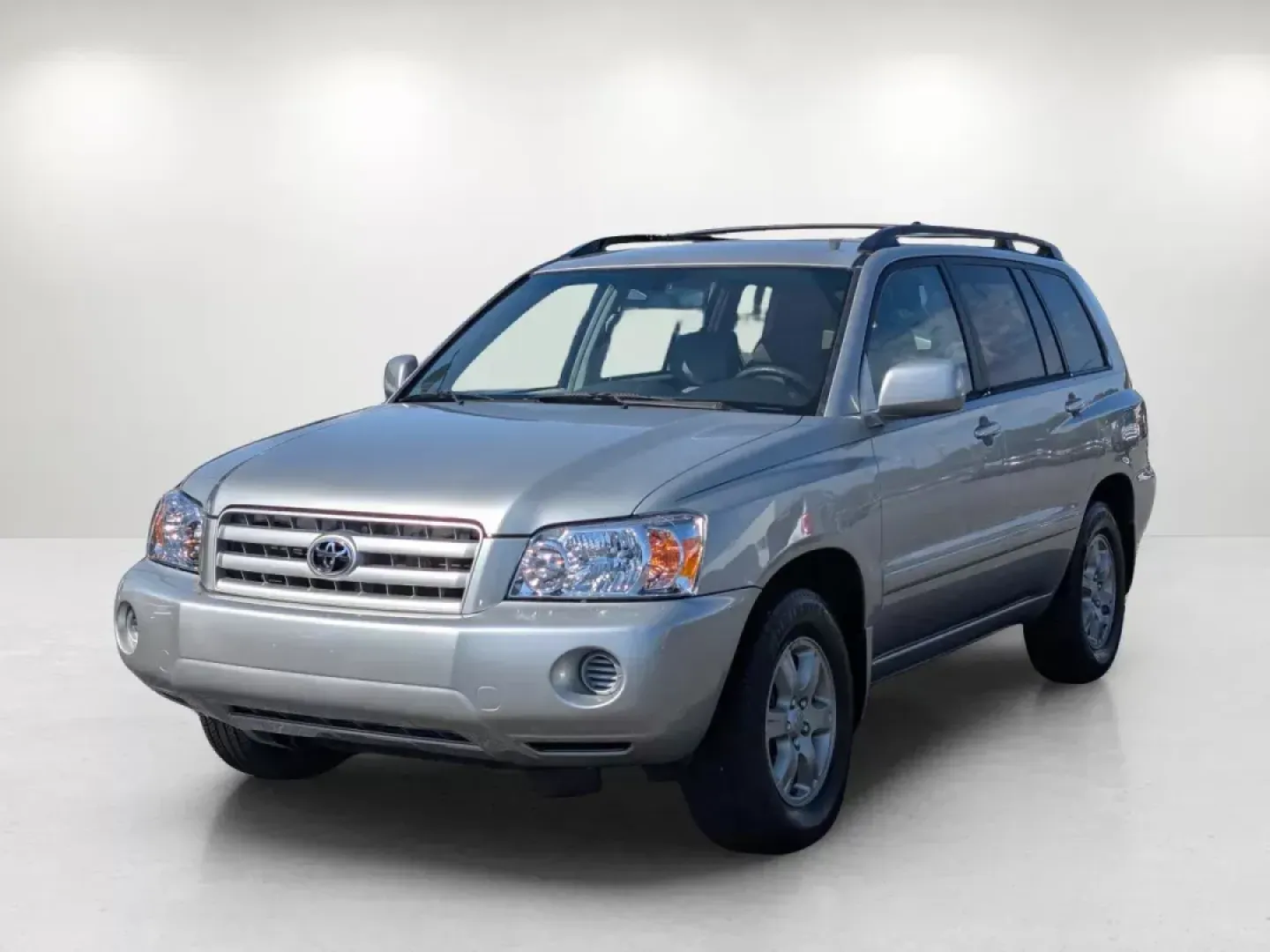 2004 Toyota Highlander (JTEGP21A740) with an Gas V6 3.3L/201 engine, 5-Speed Automatic transmission, located at 3959 U.S. 80 W, Phenix City, AL, 36870, (334) 297-4885, 32.469296, -85.135185 - 2004 Toyota Highlander - Photo#1