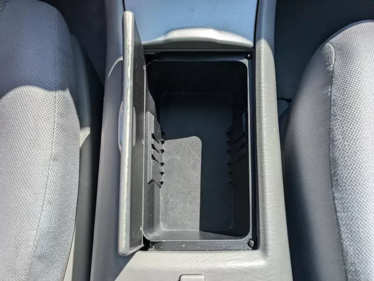 2004 Toyota Highlander (JTEGP21A740) with an Gas V6 3.3L/201 engine, 5-Speed Automatic transmission, located at 3959 U.S. 80 W, Phenix City, AL, 36870, (334) 297-4885, 32.469296, -85.135185 - 2004 Toyota Highlander - Photo#15