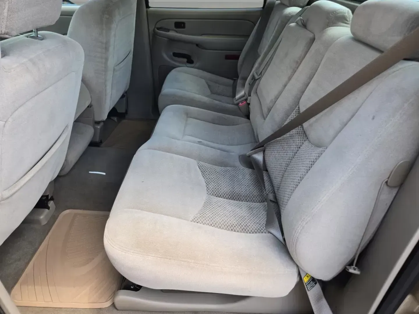 2005 /Tan/Neutral Chevrolet Avalanche LS (3GNEC12Z95G) with an Other engine, located at 804 22nd Ave, Phenix City, AL, 36870, (334) 297-1860, 32.484749, -85.024475 - **Discover Your Adventure with the 2005 Chevrolet Avalanche at Gils Auto - Phenix City #2!**<br /> <br /> Are you ready for an exciting new chapter of weekend adventures or daily commutes? This 2005 Chevrolet Avalanche, available at Gils Auto - Phenix City #2, is more than just a pickup; it's the pe - Photo#12
