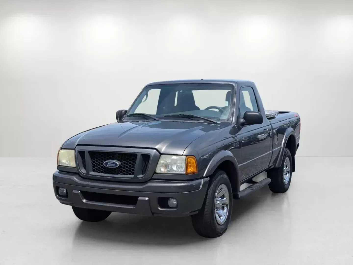 2005 Ford Ranger Edge (1FTYR10UX5P) with an Gas V6 3.0L/182 engine, located at 3959 U.S. 80 W, Phenix City, AL, 36870, (334) 297-4885, 32.469296, -85.135185 - **Discover Your Next Adventure with the 2005 Ford Ranger Edge at Gils Auto!**<br /> <br /> Are you searching for the perfect vehicle to handle your weekend getaways, daily commutes, or family errands? Look no further! This 2005 Ford Ranger Edge, available at Gils Auto in Phenix City, AL, is not just - Photo#1