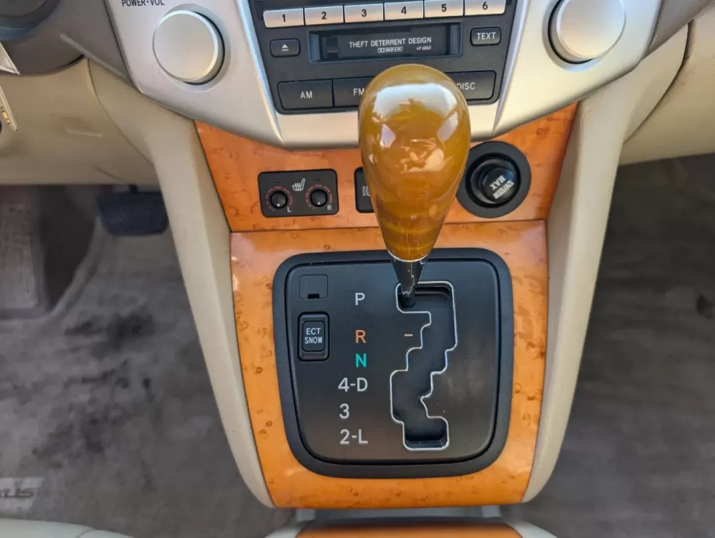 2005 Lexus RX 330 (2T2GA31U75C) with an Other engine, located at 3959 U.S. 80 W, Phenix City, AL, 36870, (334) 297-4885, 32.469296, -85.135185 - **Discover Your Adventure with the 2005 Lexus RX 330 at Gils Auto in Phenix City, AL!**<br /> <br /> Ready to elevate your daily commute or weekend getaway? The 2005 Lexus RX 330 is the perfect SUV for those seeking a blend of comfort, style, and practicality. With its spacious interior and robust f - Photo#13