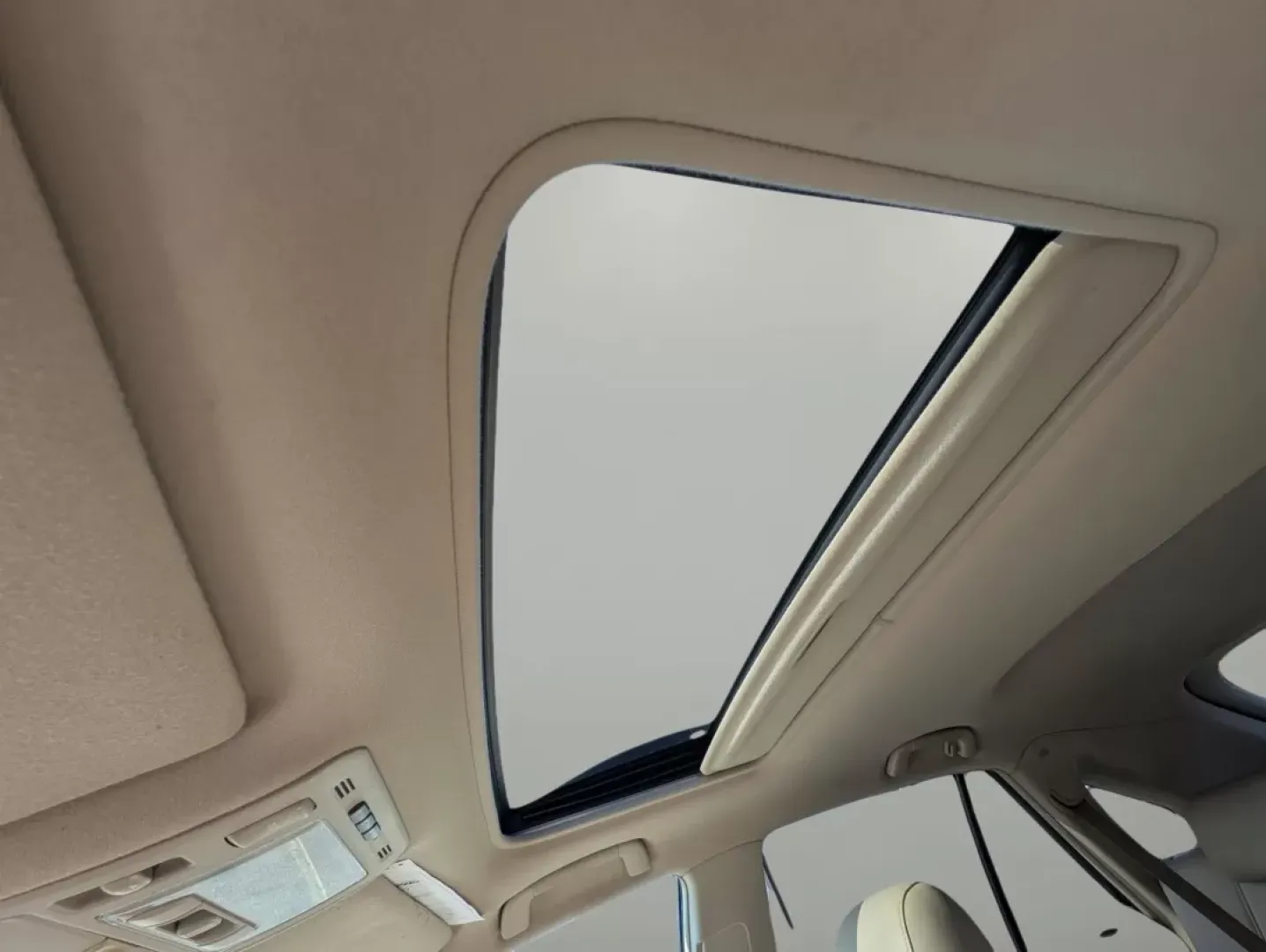 2005 Lexus RX 330 (2T2GA31U75C) with an Other engine, located at 7000 Northlake Connector, Columbus, GA, 31904, (706) 987-8085, 32.524975, -84.978134 - **Discover Your Adventure with the 2005 Lexus RX 330 at Gils Auto in Phenix City, AL!**<br /> <br /> Ready to elevate your daily commute or weekend getaway? The 2005 Lexus RX 330 is the perfect SUV for those seeking a blend of comfort, style, and practicality. With its spacious interior and robust f - Photo#16