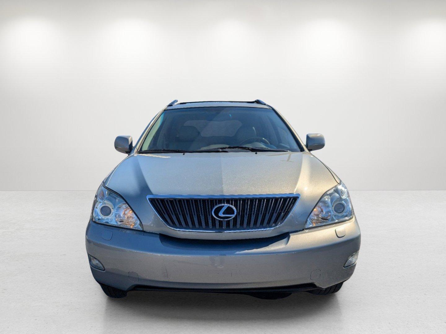 2005 Lexus RX 330 (2T2GA31U95C) with an Gas V6 3.3L/202 engine, 5-Speed Automatic w/OD transmission, located at 7000 Northlake Connector, Columbus, GA, 31904, (706) 987-8085, 32.524975, -84.978134 - 2005 Lexus RX 330 - Photo#1