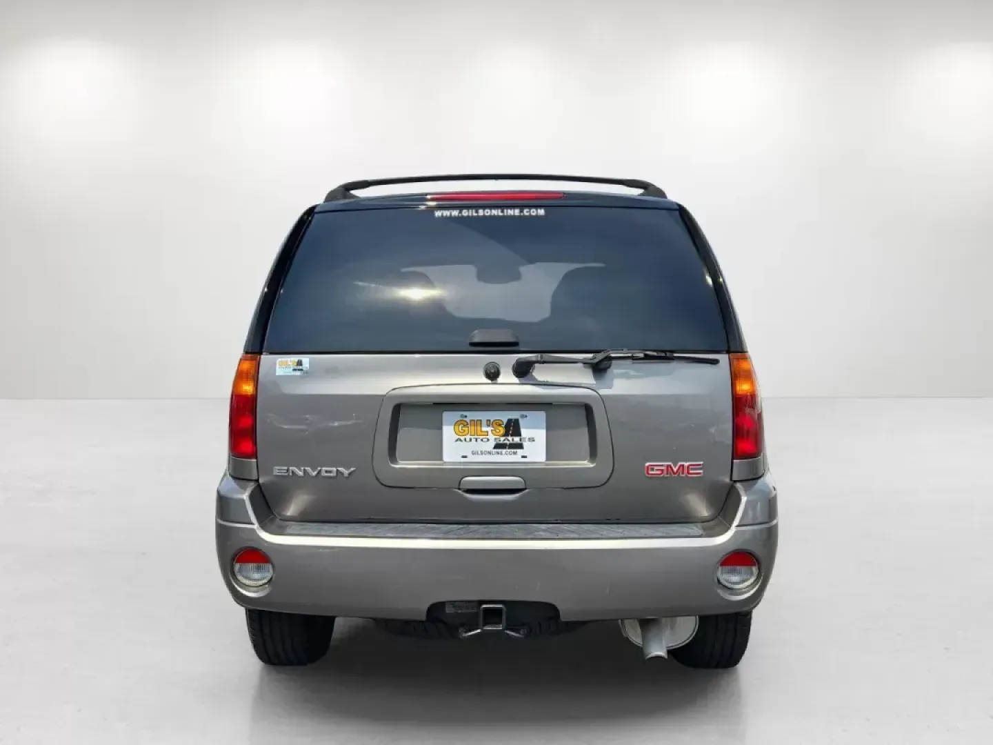 2006 /Light Gray GMC Envoy SLT (1GKDS13S662) with an Other engine, located at 521 Old Farm Lane Rd, Prattville, AL, 36066, (334) 325-1505, 32.482460, -86.416367 - **Explore New Adventures with the 2006 GMC Envoy SLT at Gils Auto in Prattville, AL!**<br /> <br /> Are you ready to elevate your driving experience? Whether you're planning a weekend getaway, commuting to work, or simply need a reliable vehicle for the family, the 2006 GMC Envoy SLT is your perfect - Photo#5