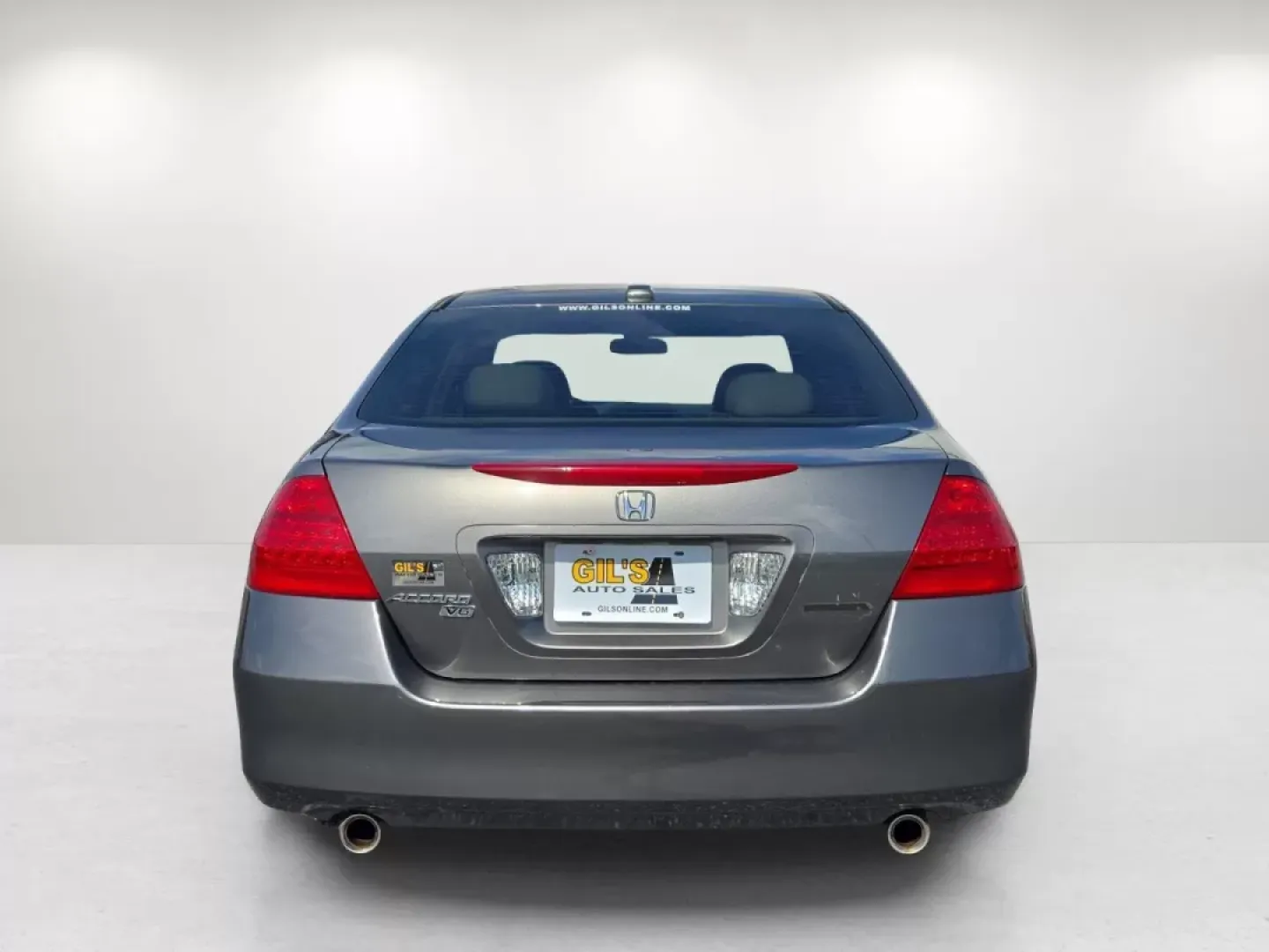 2006 Honda Accord Sdn EX-L V6 (1HGCM66556A) with an Other engine, located at 7000 Northlake Connector, Columbus, GA, 31904, (706) 987-8085, 32.524975, -84.978134 - Discover the perfect blend of reliability and comfort with the 2006 Honda Accord EX-L V6, a vehicle designed for those who appreciate quality and versatility. Whether you're a growing family, a daily commuter, or someone looking to embark on weekend adventures, this sedan is equipped to enhance your - Photo#6