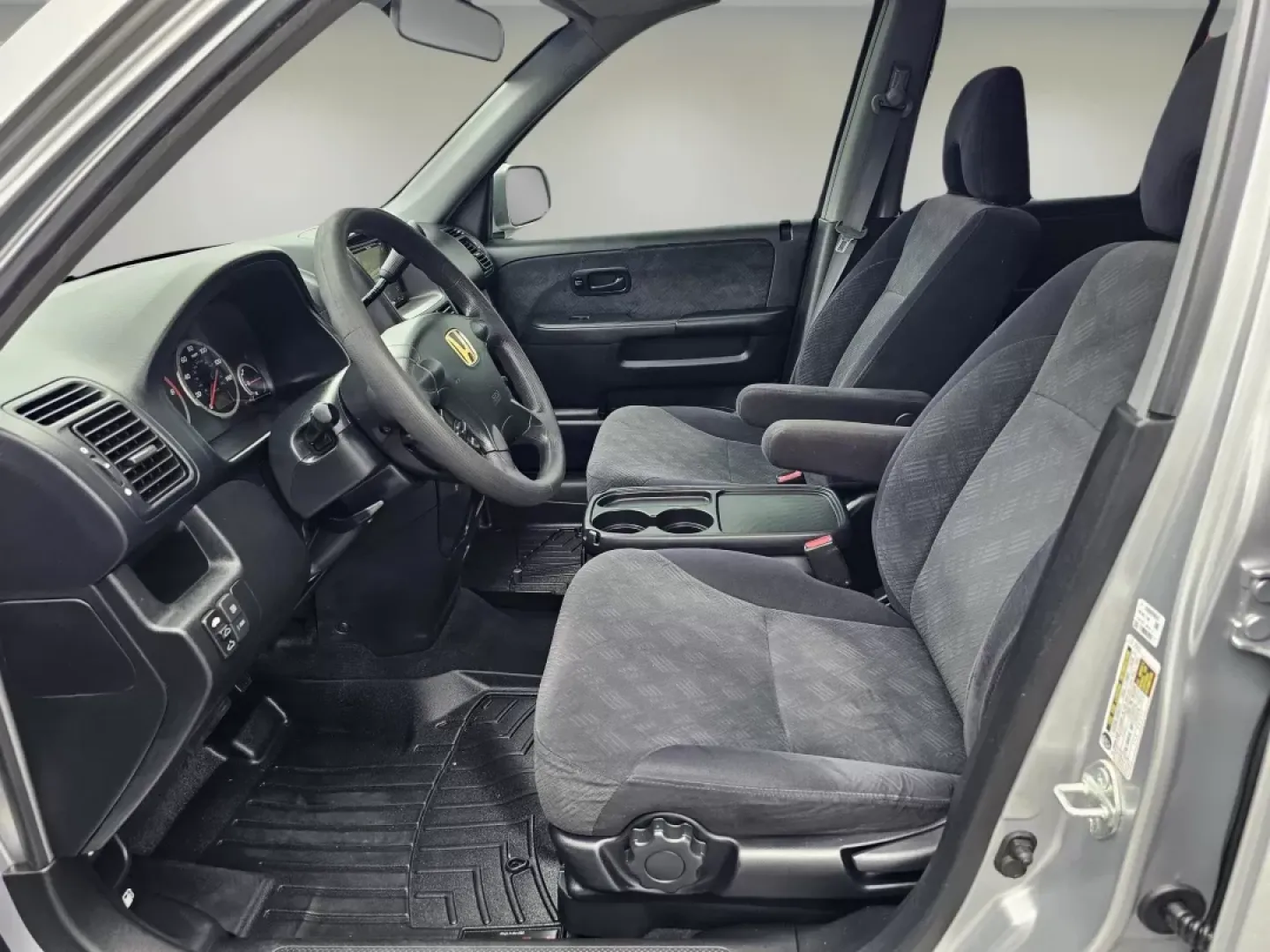 2006 Honda CR-V EX (JHLRD68836C) with an Other engine, located at 804 22nd Ave, Phenix City, AL, 36870, (334) 297-1860, 32.484749, -85.024475 - **Adventure Awaits: Your Ideal SUV for Family Outings and Weekend Getaways!**<br /> <br /> Ready to embark on your next adventure? Meet the 2006 Honda CR-V EX, an SUV that perfectly balances comfort, space, and efficiency-making it an ideal choice for growing families or anyone looking to enjoy life - Photo#9