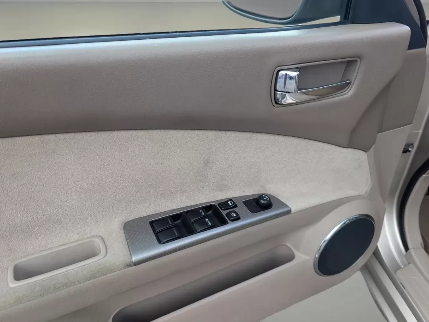 2006 Super Black Nissan Altima 2.5 S (1N4AL11D76C) with an Other engine, located at 3959 U.S. 80 W, Phenix City, AL, 36870, (334) 297-4885, 32.469296, -85.135185 - **Discover Affordable Freedom with the 2006 Nissan Altima - Perfect for Daily Commuters and Growing Families!**<br /> <br /> Are you searching for a reliable sedan that fits seamlessly into your busy lifestyle? Look no further than this stylish 2006 Nissan Altima 2.5 S, available now at Gils Auto in - Photo#8