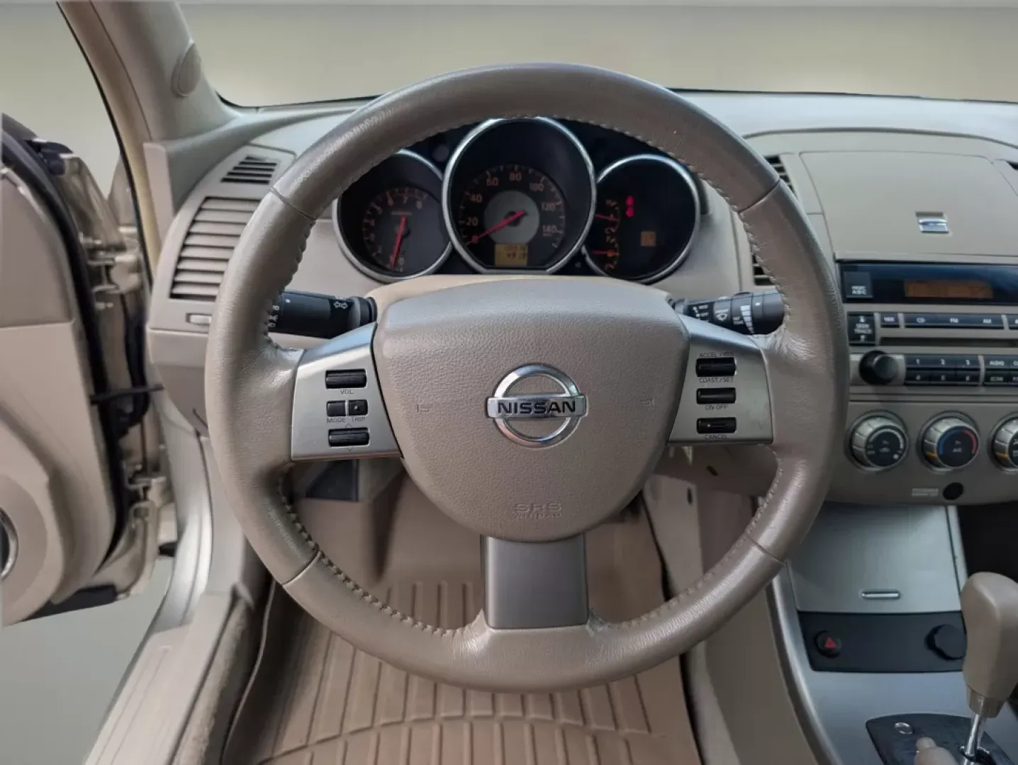 2006 Super Black Nissan Altima 2.5 S (1N4AL11D76C) with an Other engine, located at 3959 U.S. 80 W, Phenix City, AL, 36870, (334) 297-4885, 32.469296, -85.135185 - **Discover Affordable Freedom with the 2006 Nissan Altima - Perfect for Daily Commuters and Growing Families!**<br /> <br /> Are you searching for a reliable sedan that fits seamlessly into your busy lifestyle? Look no further than this stylish 2006 Nissan Altima 2.5 S, available now at Gils Auto in - Photo#14