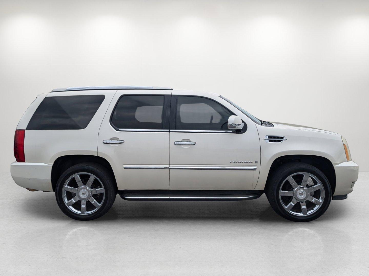 2007 /Cocoa/Cashmere Cadillac Escalade (1GYEC63827R) with an Gas V8 6.2L/378 engine, 6-Speed HD Automatic w/OD transmission, located at 5115 14th Ave., Columbus, GA, 31904, (706) 323-0345, 32.511494, -84.971046 - 2007 Cadillac Escalade - Photo#3