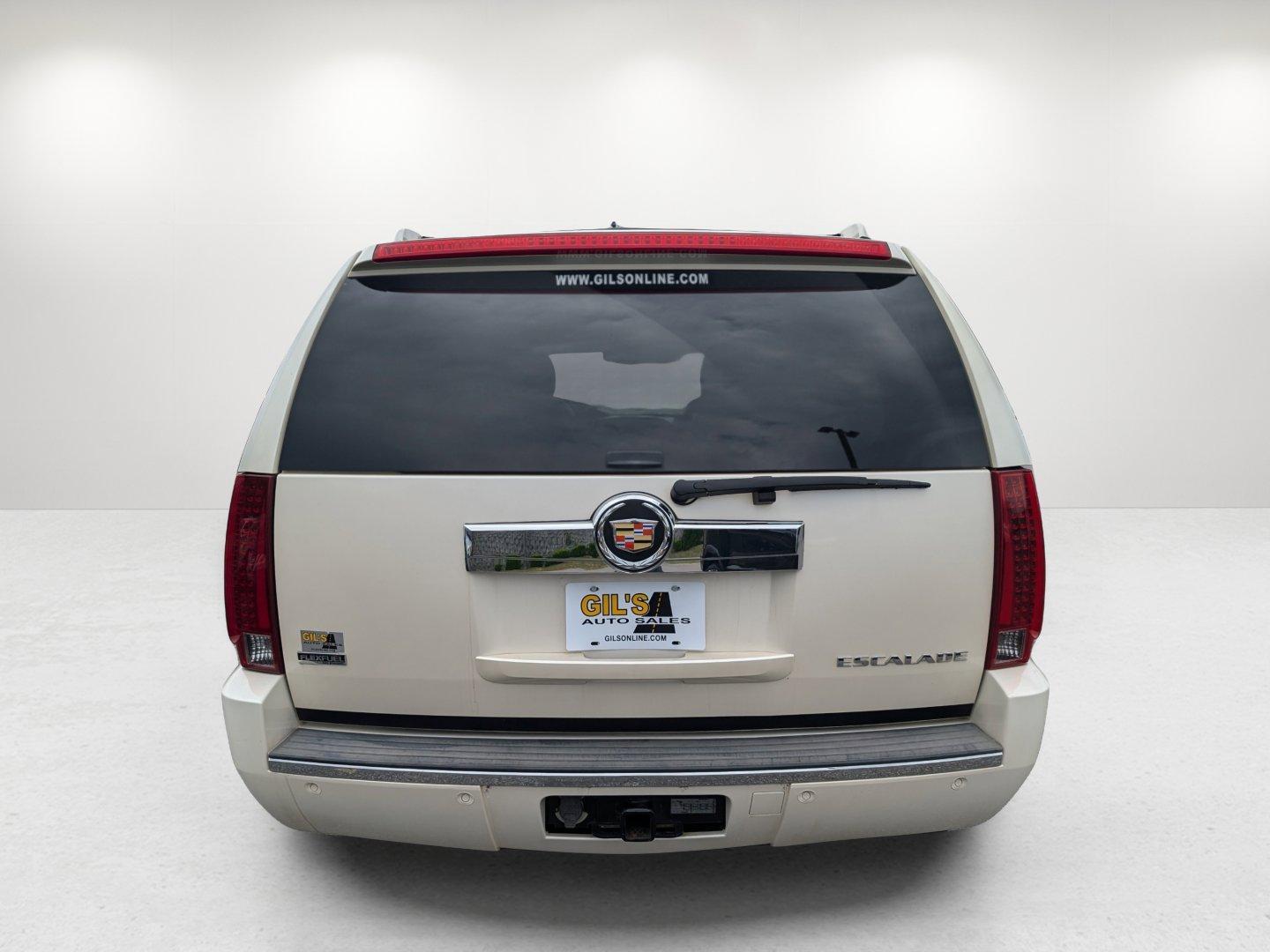 2007 /Cocoa/Cashmere Cadillac Escalade (1GYEC63827R) with an Gas V8 6.2L/378 engine, 6-Speed HD Automatic w/OD transmission, located at 5115 14th Ave., Columbus, GA, 31904, (706) 323-0345, 32.511494, -84.971046 - 2007 Cadillac Escalade - Photo#5