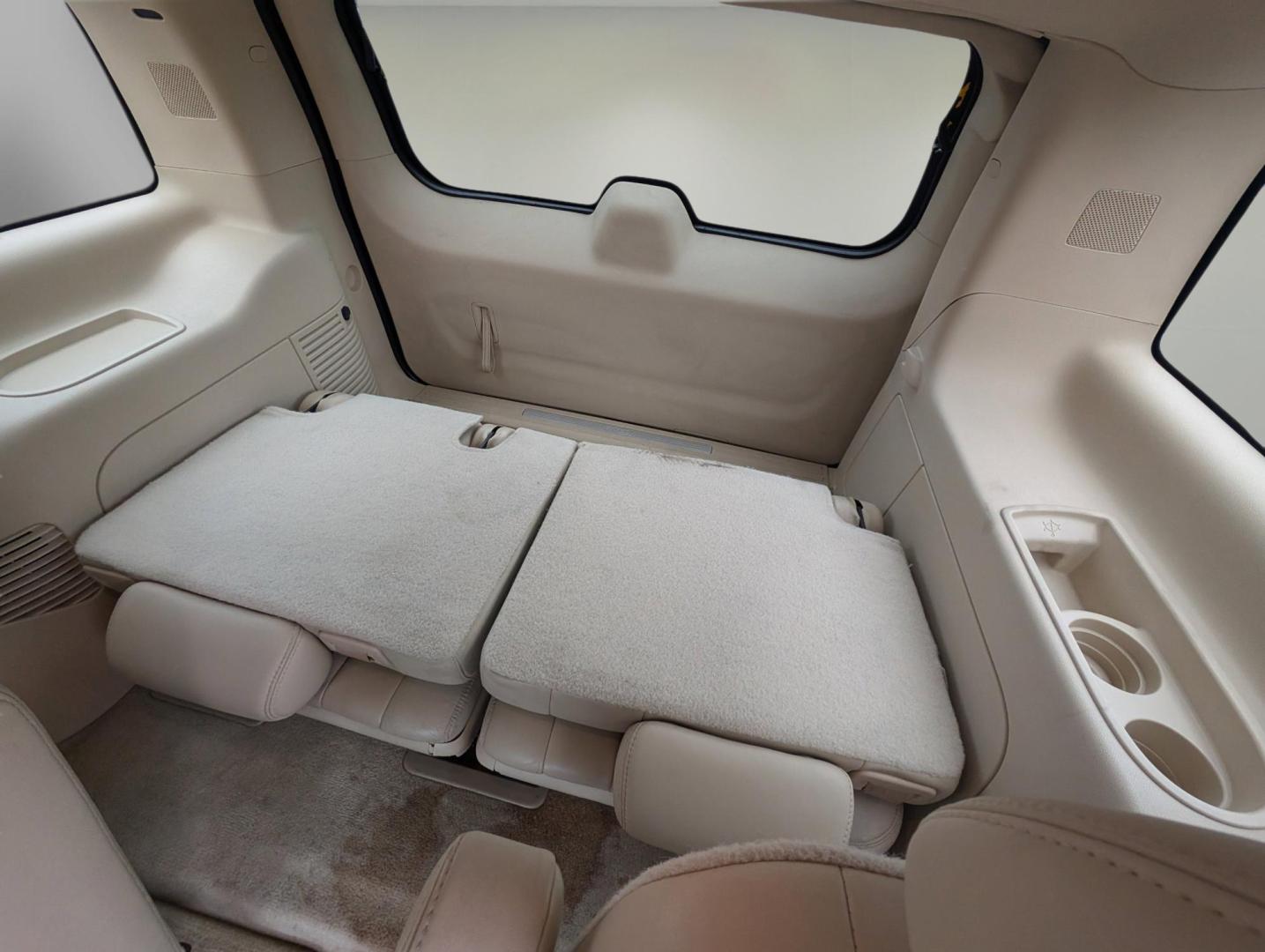 2007 /Cocoa/Cashmere Cadillac Escalade (1GYEC63827R) with an Gas V8 6.2L/378 engine, 6-Speed HD Automatic w/OD transmission, located at 5115 14th Ave., Columbus, GA, 31904, (706) 323-0345, 32.511494, -84.971046 - 2007 Cadillac Escalade - Photo#11