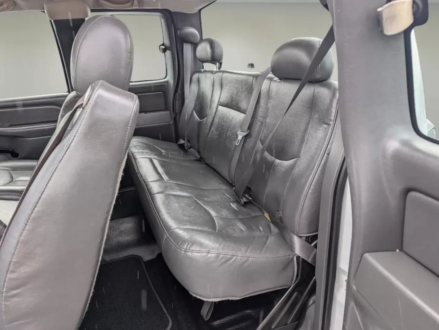 2007 /Dark Charcoal Chevrolet Silverado 1500 Classic Work Truck (1GCEC19X37Z) with an Other engine, located at 521 Old Farm Lane Rd, Prattville, AL, 36066, (334) 325-1505, 32.482460, -86.416367 - **Unleash the Power of Possibility with the 2007 Chevrolet Silverado 1500 Classic! Perfect for Your Active Lifestyle!**<br /> <br /> Are you searching for a reliable and robust vehicle that can handle everything from weekend adventures to daily commutes? Look no further than this exceptional 2007 Ch - Photo#9