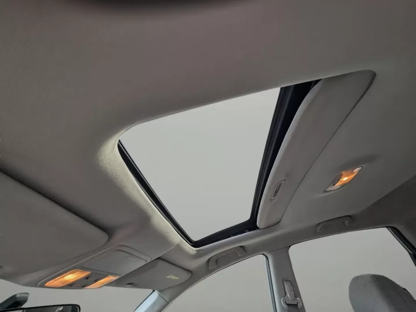 2007 Honda CR-V EX (5J6RE48567L) with an Other engine, located at 3959 U.S. 80 W, Phenix City, AL, 36870, (334) 297-4885, 32.469296, -85.135185 - **Unleash Your Adventurous Spirit with the 2007 Honda CR-V at Gils Auto, Phenix City, AL!**<br /> <br /> Are you ready to take on new adventures with your family or friends? Look no further than this reliable 2007 Honda CR-V EX! Designed for those who crave both comfort and capability, this SUV is p - Photo#16