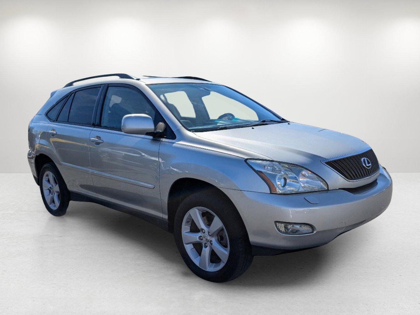 2007 Lexus RX 350 (2T2HK31U07C) with an Gas V6 3.5L/210 engine, 5-Speed Automatic transmission, located at 804 22nd Ave, Phenix City, AL, 36870, (334) 297-1860, 32.484749, -85.024475 - 2007 Lexus RX 350 - Photo#2