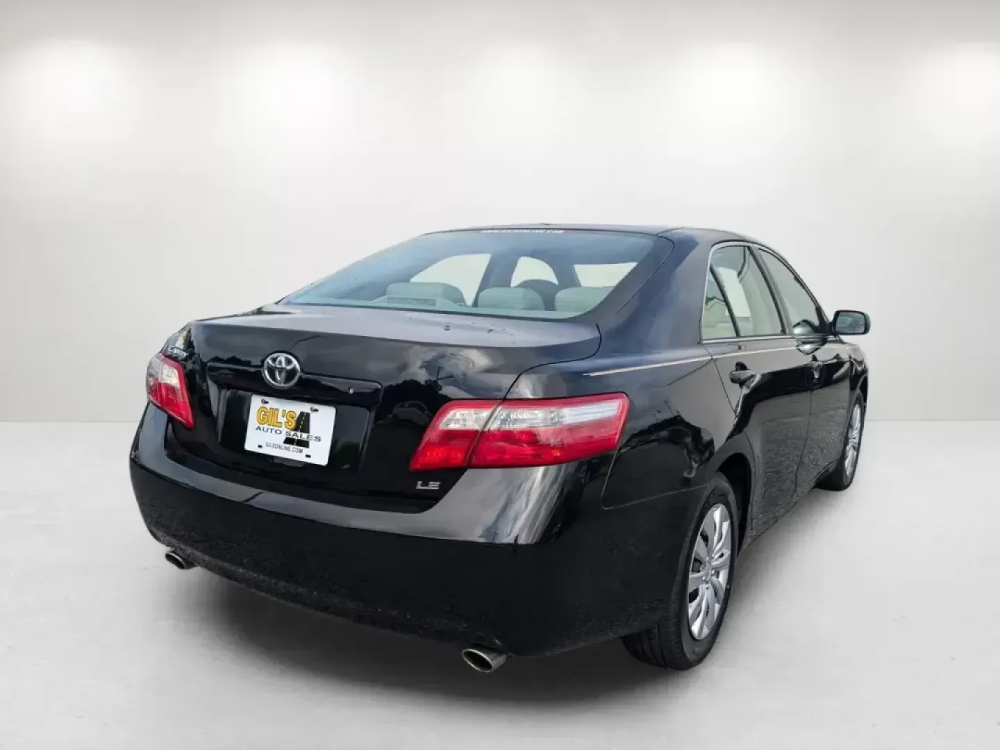 2007 Toyota Camry LE (4T1BK46K97U) with an Other engine, located at 521 Old Farm Lane Rd, Prattville, AL, 36066, (334) 325-1505, 32.482460, -86.416367 - Discover a new level of convenience and reliability with the 2007 Toyota Camry LE, now available at Gils Auto in Prattville, AL. This sedan is not just a car; it's a lifestyle choice for those seeking comfort, safety, and style, perfect for long commutes, family outings, or weekend adventures. With - Photo#4