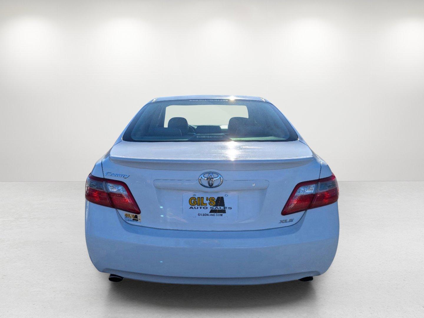 2007 Toyota Camry XLE (4T1BK46K27U) with an Gas V6 3.5L/211 engine, 6-Speed Automatic w/OD transmission, located at 521 Old Farm Lane Rd, Prattville, AL, 36066, (334) 325-1505, 32.482460, -86.416367 - 2007 Toyota Camry XLE - Photo#5