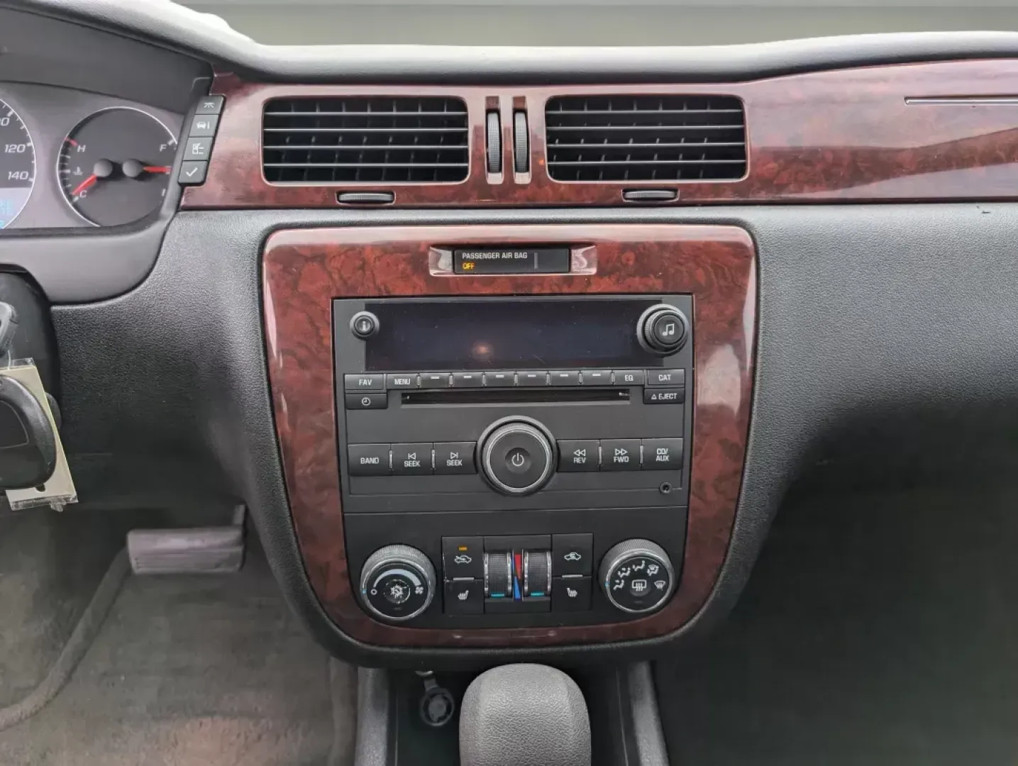 2008 /Ebony Chevrolet Impala LT (2G1WT58K889) with an Gas/Ethanol V6 3.5L/214 engine, 4-Speed Automatic w/OD transmission, located at 3959 U.S. 80 W, Phenix City, AL, 36870, (334) 297-4885, 32.469296, -85.135185 - 2008 Chevrolet Impala LT - Photo#14