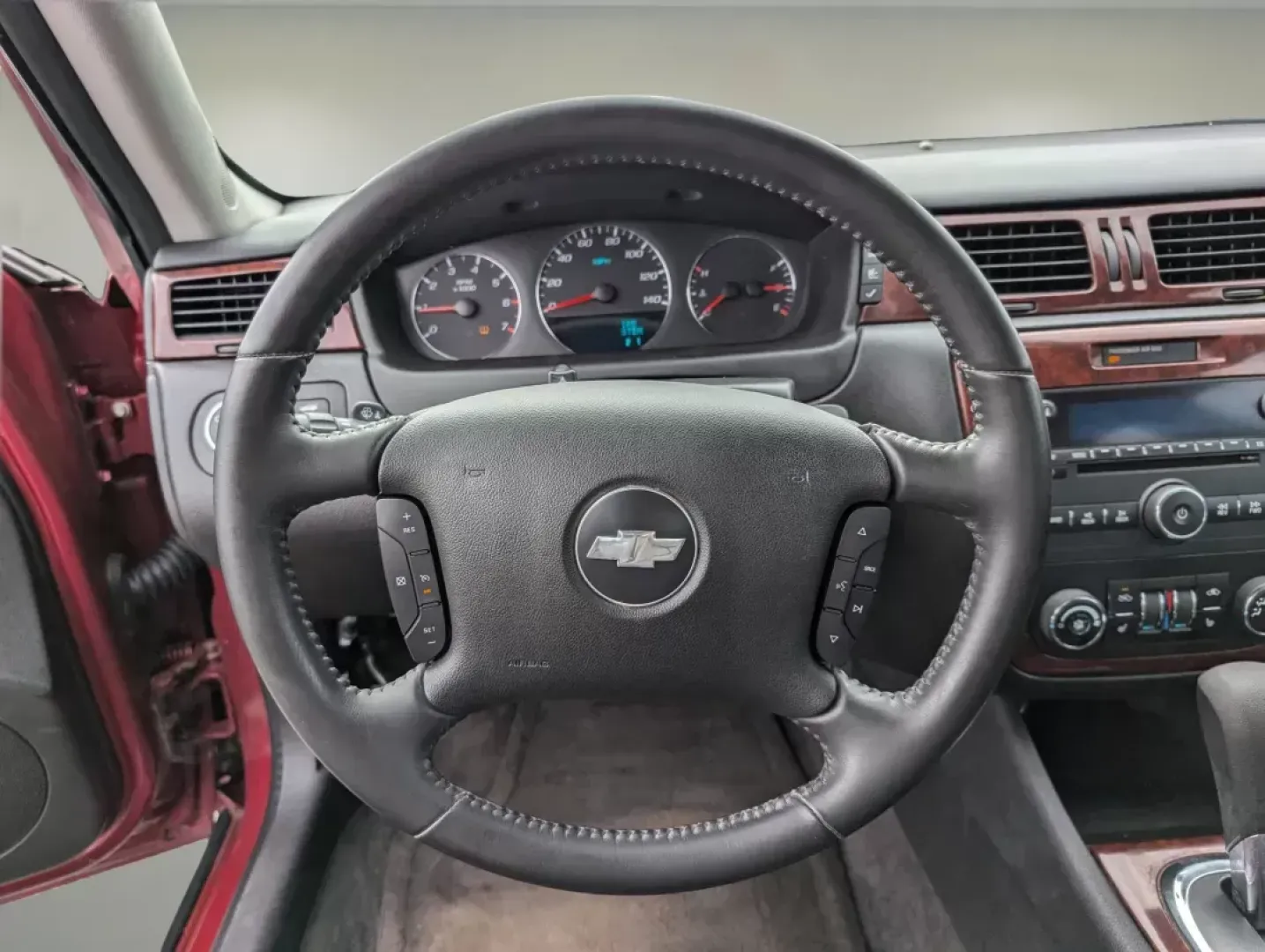 2008 /Ebony Chevrolet Impala LT (2G1WT58K889) with an Gas/Ethanol V6 3.5L/214 engine, 4-Speed Automatic w/OD transmission, located at 3959 U.S. 80 W, Phenix City, AL, 36870, (334) 297-4885, 32.469296, -85.135185 - 2008 Chevrolet Impala LT - Photo#15