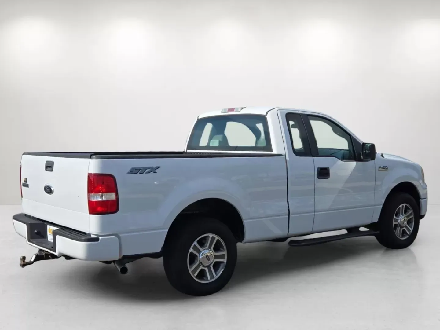 2008 Ford F-150 XL (1FTRF12W88K) with an Other engine, located at 521 Old Farm Lane Rd, Prattville, AL, 36066, (334) 325-1505, 32.482460, -86.416367 - **Unleash Your Adventure with the 2008 Ford F-150-The Ideal Pickup for Your Lifestyle!**<br /> <br /> Are you ready to elevate your daily commute or weekend adventures? The 2008 Ford F-150 is the perfect companion for anyone seeking a reliable vehicle that can handle both work and play. Whether you' - Photo#5