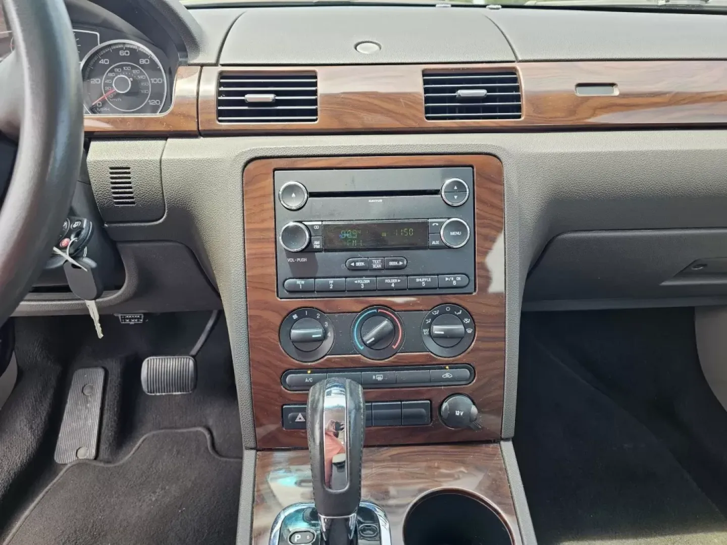 2008 /Medium Light Stone Ford Taurus SEL (1FAHP24W48G) with an Other engine, located at 804 22nd Ave, Phenix City, AL, 36870, (334) 297-1860, 32.484749, -85.024475 - **Explore the Road in Style with the 2008 Ford Taurus SEL Perfect for Commuters and Families Alike!**<br /> <br /> Are you looking for a reliable sedan that effortlessly combines comfort, safety, and style? The 2008 Ford Taurus SEL is not just a vehicle; it's a lifestyle choice that suits both busy - Photo#12