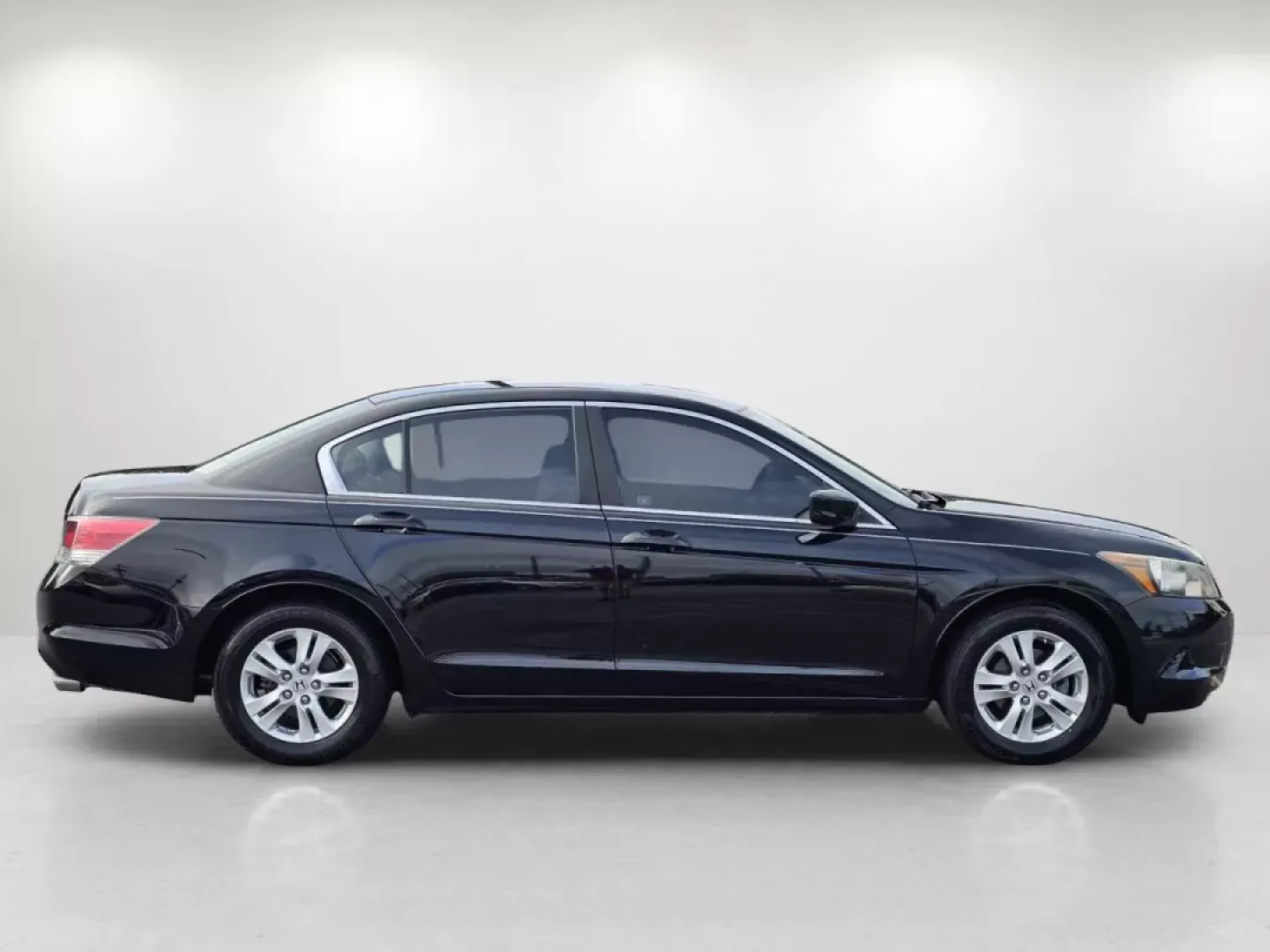 2008 Honda Accord Sdn LX-P (1HGCP26468A) with an Other engine, located at 804 22nd Ave, Phenix City, AL, 36870, (334) 297-1860, 32.484749, -85.024475 - **Discover the Perfect Family Sedan: 2008 Honda Accord LX-P at Gils Auto in Phenix City, AL**<br /> <br /> Are you in search of a reliable, stylish sedan that fits your family's dynamic lifestyle? Look no further than this stunning 2008 Honda Accord LX-P, now available at Gils Auto, your go-to Buy H - Photo#3