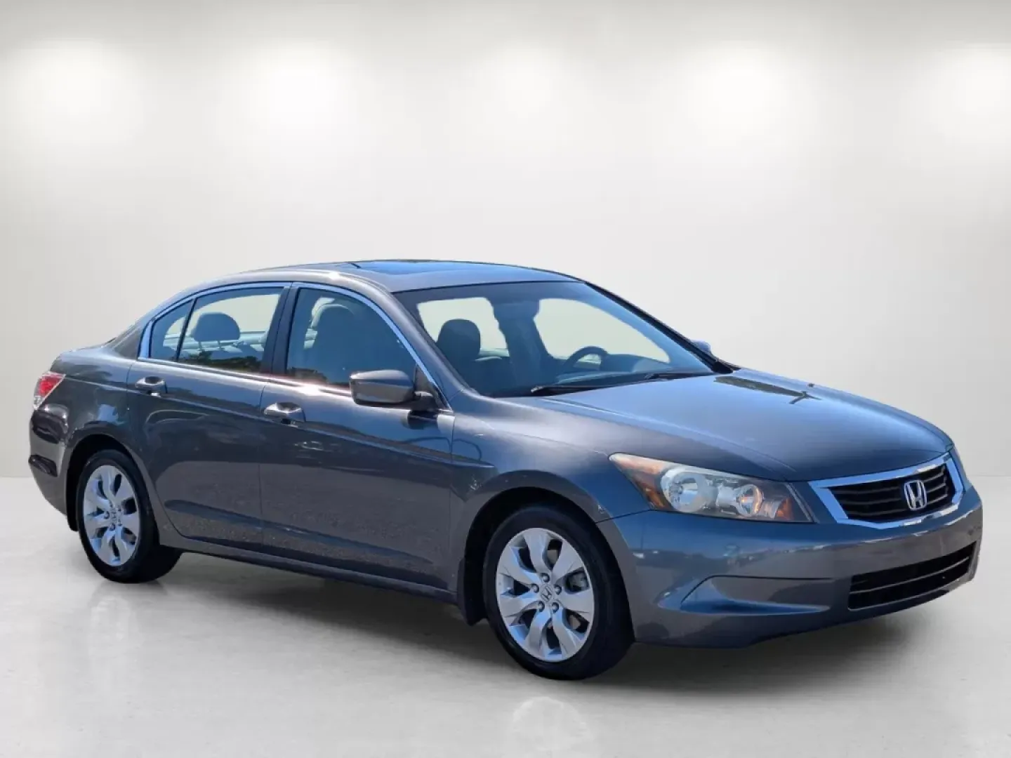 2008 /Gray Honda Accord Sdn EX (1HGCP26758A) with an Other engine, located at 5115 14th Ave., Columbus, GA, 31904, (706) 323-0345, 32.511494, -84.971046 - **Drive Home Your Next Adventure with this 2008 Honda Accord EX!**<br /> <br /> Are you ready to elevate your daily commutes or weekend getaways? Look no further than this stunning 2008 Honda Accord EX, perfect for those who desire a reliable and stylish sedan without breaking the bank. This vehicle - Photo#2