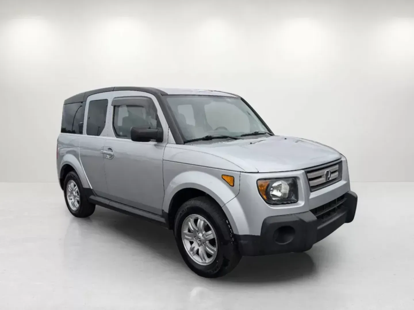 2008 Honda Element EX (5J6YH18788L) with an Gas I4 2.4L/144 engine, 5-Speed Automatic w/OD transmission, located at 1430 Gateway Drive, Opelika, AL, 36801, (334) 239-0944, 32.637871, -85.409790 - ### Explore the Open Road with the 2008 Honda Element at Gils Auto!<br /> <br /> Are you ready to enhance your weekend adventures or transform your daily commute? The 2008 Honda Element EX is an ideal choice for those who crave versatility, style, and reliability. Its spacious interior and robust fe - Photo#2