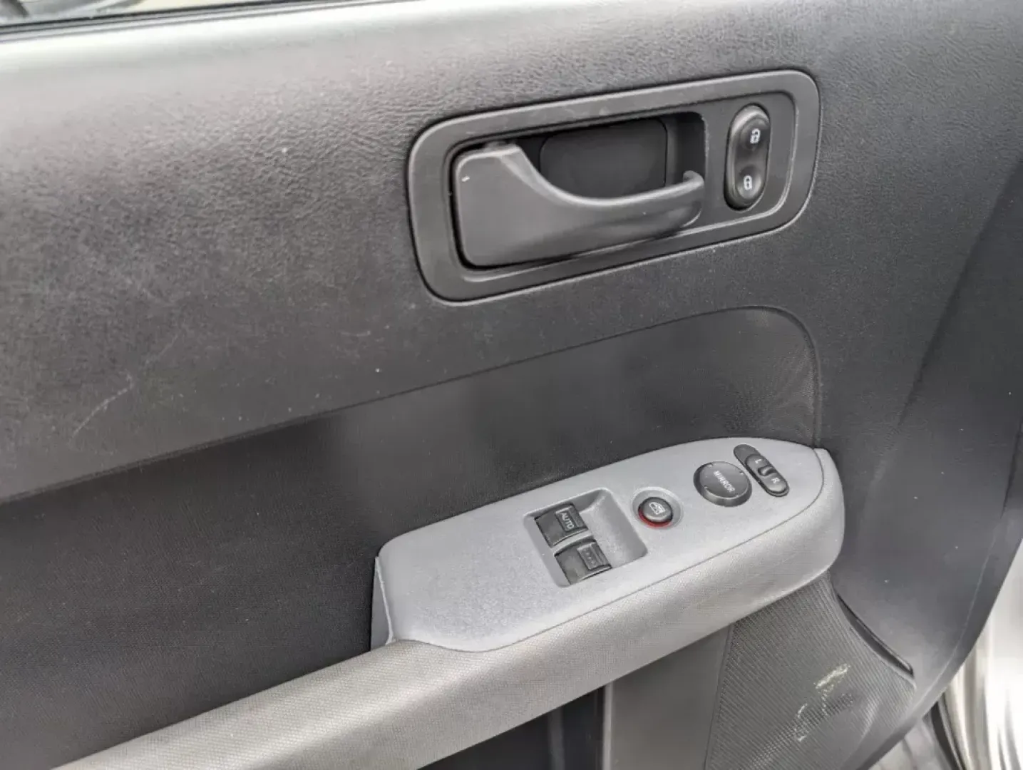 2008 Honda Element EX (5J6YH18788L) with an Gas I4 2.4L/144 engine, 5-Speed Automatic w/OD transmission, located at 1430 Gateway Drive, Opelika, AL, 36801, (334) 239-0944, 32.637871, -85.409790 - ### Explore the Open Road with the 2008 Honda Element at Gils Auto!<br /> <br /> Are you ready to enhance your weekend adventures or transform your daily commute? The 2008 Honda Element EX is an ideal choice for those who crave versatility, style, and reliability. Its spacious interior and robust fe - Photo#13