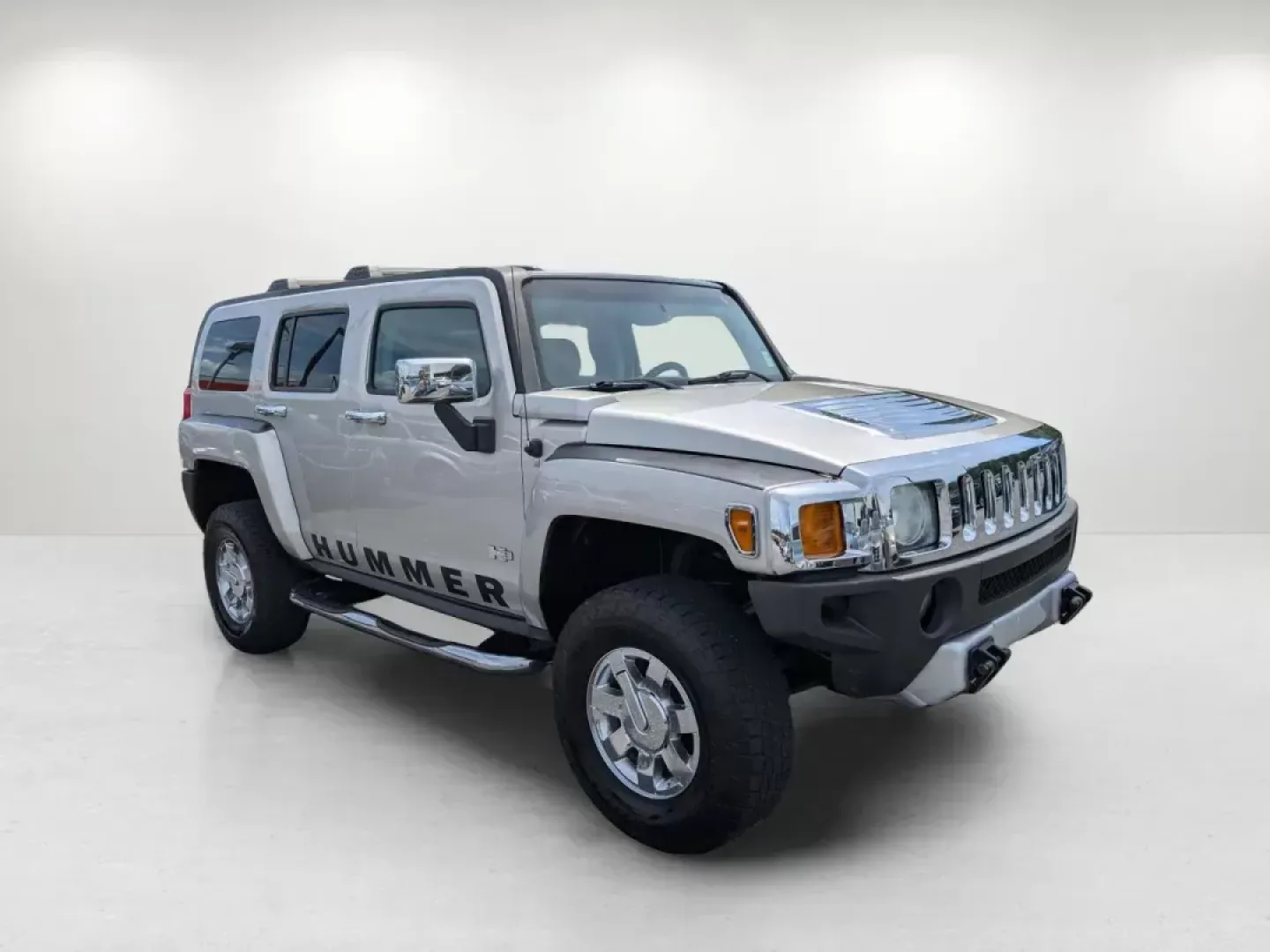 2008 /Ebony Hummer H3 SUV Luxury (5GTEN13E388) with an Gas 5 3.7L/223 engine, 4-Speed Automatic w/OD transmission, located at 3959 U.S. 80 W, Phenix City, AL, 36870, (334) 297-4885, 32.469296, -85.135185 - 2008 Hummer H3 SUV Luxury - Photo#6