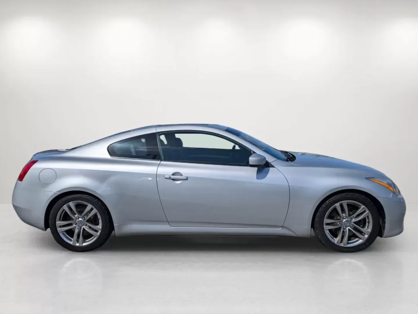 2008 Infiniti G37 Coupe (JNKCV64E78M) with an Other engine, located at 7000 Northlake Connector, Columbus, GA, 31904, (706) 987-8085, 32.524975, -84.978134 - ### Unleash Your Inner Adventurer with the 2008 Infiniti G37 Coupe from Gils Auto in Prattville, AL!<br /> <br /> Are you yearning for a vehicle that not only gets you from point A to point B but also elevates your driving experience? The 2008 Infiniti G37 Coupe is the perfect companion for those wh - Photo#3