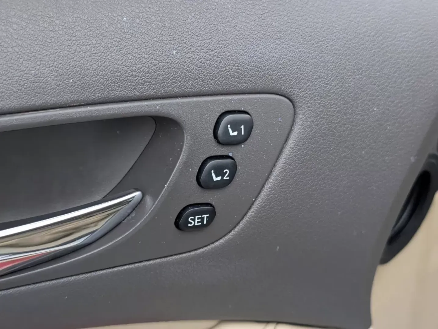 2008 /Cashmere Lexus ES 350 (JTHBJ46G782) with an Other engine, located at 5115 14th Ave., Columbus, GA, 31904, (706) 323-0345, 32.511494, -84.971046 - **Experience Unmatched Comfort and Style with the 2008 Lexus ES 350 at Gils Auto Phenix City, AL!**<br /> <br /> If you're in the market for a luxurious sedan that seamlessly combines comfort, style, and performance, look no further than the 2008 Lexus ES 350 available at Gils Auto in Phenix City, - Photo#9