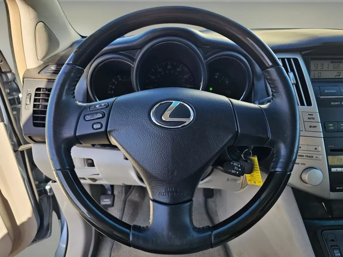2008 Lexus RX 350 (2T2GK31U08C) with an Other engine, located at 804 22nd Ave, Phenix City, AL, 36870, (334) 297-1860, 32.484749, -85.024475 - **Elevate Your Lifestyle with the 2008 Lexus RX 350 - The Perfect SUV for Every Adventure!**<br /> <br /> Are you searching for a vehicle that seamlessly combines elegance, comfort, and versatility? Look no further than the stunning 2008 Lexus RX 350, available now at Gils Auto in Phenix City, AL. W - Photo#12