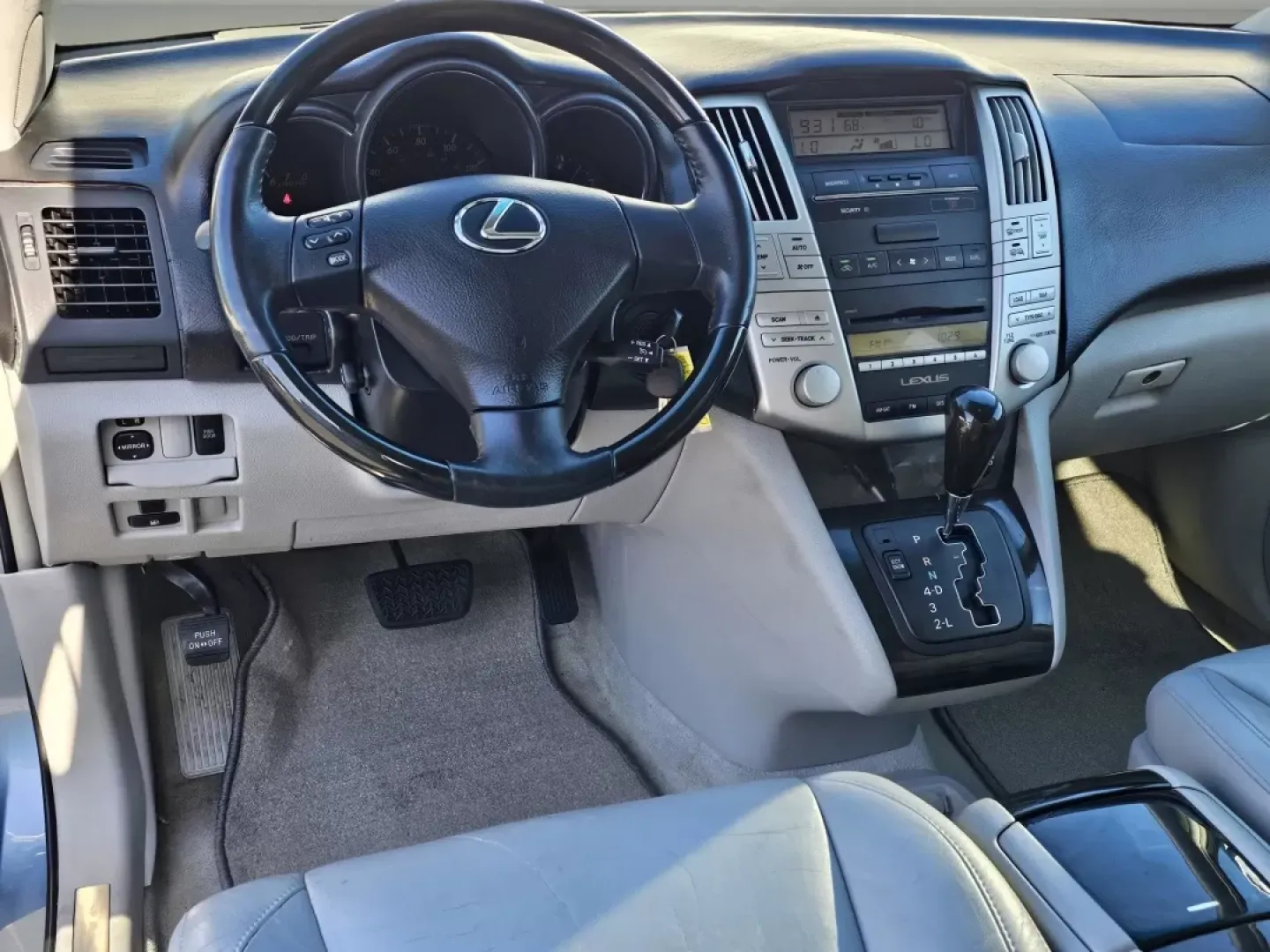 2008 Lexus RX 350 (2T2GK31U08C) with an Other engine, located at 804 22nd Ave, Phenix City, AL, 36870, (334) 297-1860, 32.484749, -85.024475 - **Elevate Your Lifestyle with the 2008 Lexus RX 350 - The Perfect SUV for Every Adventure!**<br /> <br /> Are you searching for a vehicle that seamlessly combines elegance, comfort, and versatility? Look no further than the stunning 2008 Lexus RX 350, available now at Gils Auto in Phenix City, AL. W - Photo#16