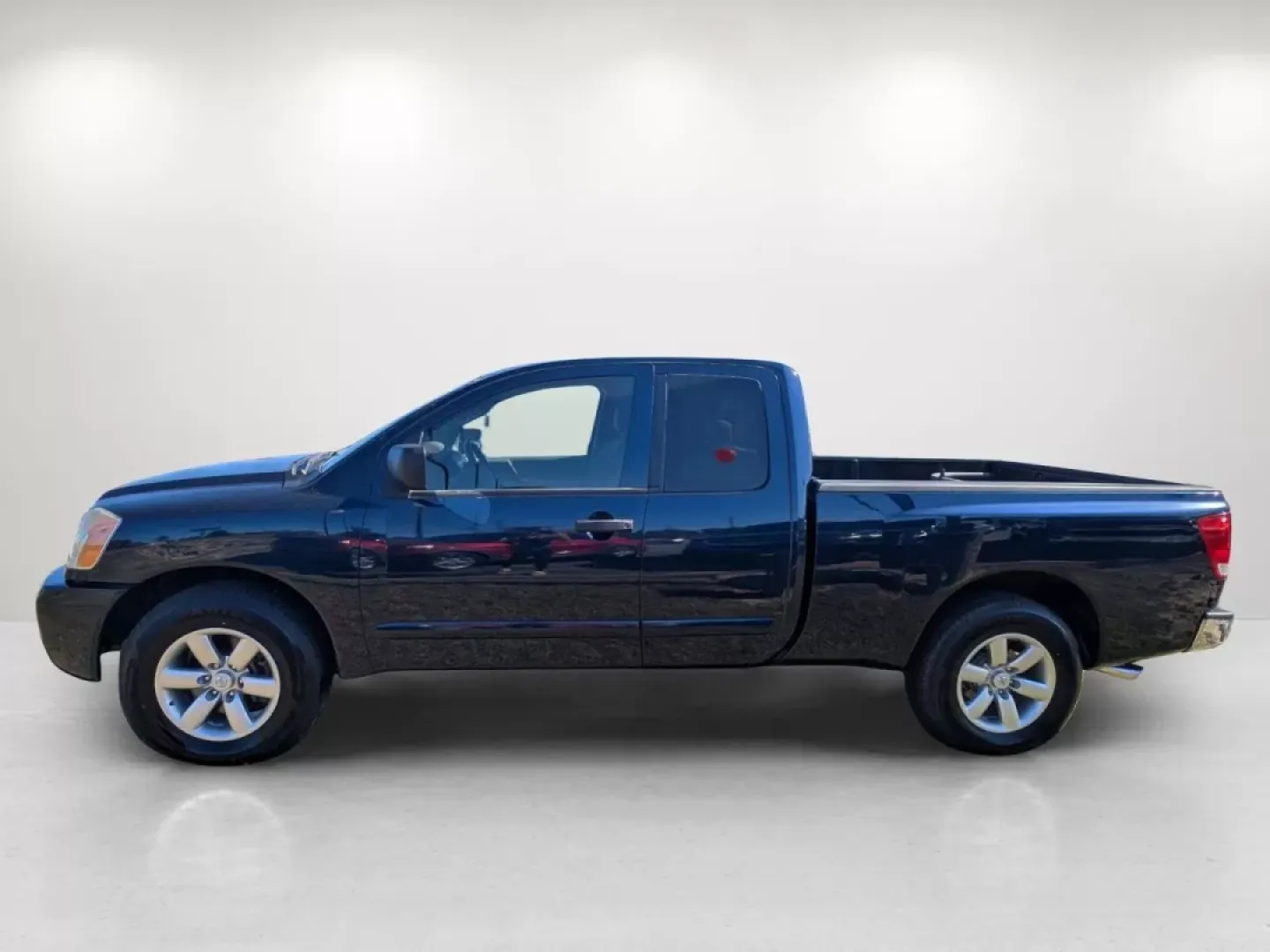 2008 Nissan TITAN SE; LE; XE (1N6BA06A58N) with an Other engine, located at 1430 Gateway Drive, Opelika, AL, 36801, (334) 239-0944, 32.637871, -85.409790 - **Elevate Your Adventures with the 2008 Nissan TITAN SE: Perfect for Weekend Getaways and Daily Drives!**<br /> <br /> Are you ready to take your weekend adventures to the next level? Whether you're planning a trip to Lake Harding or need a reliable vehicle for your daily commute, the 2008 Nissan TI - Photo#7