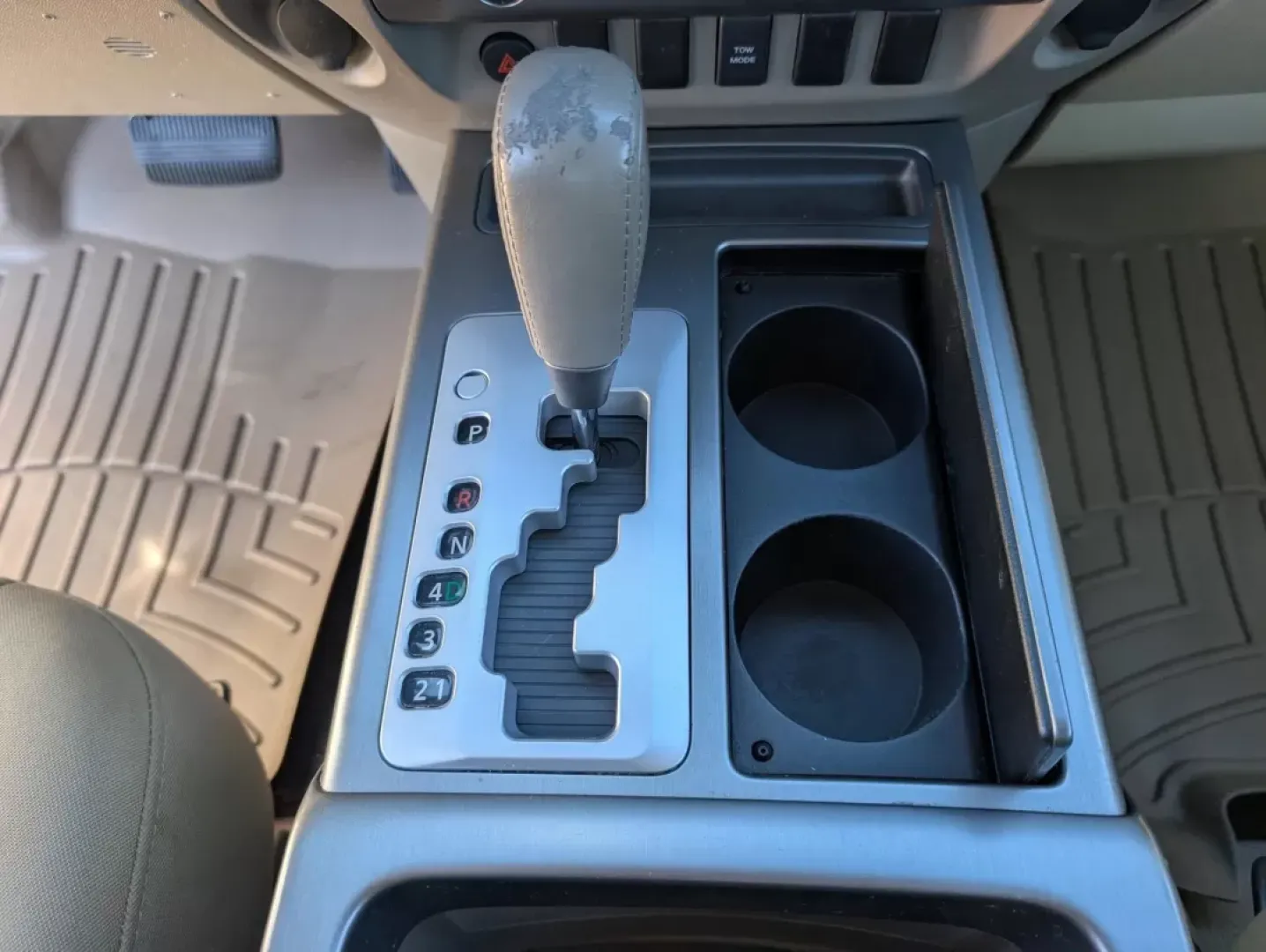 2008 Nissan TITAN SE; LE; XE (1N6BA06A58N) with an Other engine, located at 1430 Gateway Drive, Opelika, AL, 36801, (334) 239-0944, 32.637871, -85.409790 - **Elevate Your Adventures with the 2008 Nissan TITAN SE: Perfect for Weekend Getaways and Daily Drives!**<br /> <br /> Are you ready to take your weekend adventures to the next level? Whether you're planning a trip to Lake Harding or need a reliable vehicle for your daily commute, the 2008 Nissan TI - Photo#11