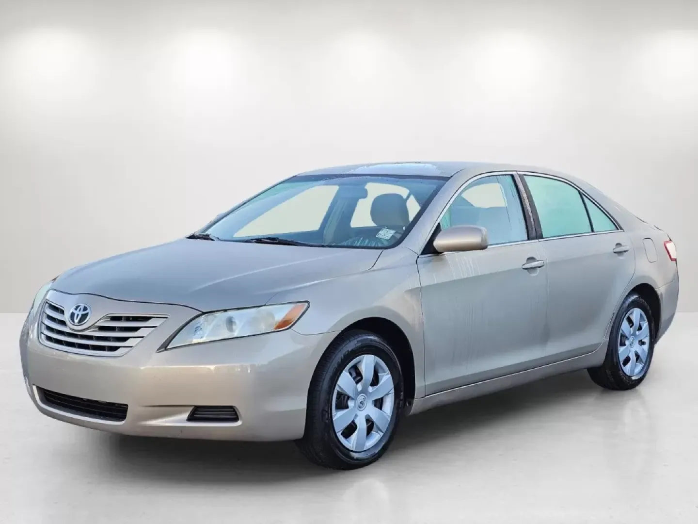 2008 Toyota Camry LE (4T1BK46K18U) with an Other engine, located at 7000 Northlake Connector, Columbus, GA, 31904, (706) 987-8085, 32.524975, -84.978134 - Are you in search of a reliable and stylish vehicle that fits seamlessly into your everyday lifestyle? Look no further than this 2008 Toyota Camry, perfect for both urban commuting and family adventures. This versatile sedan combines comfort, efficiency, and safety, making it ideal for growing famil - Photo#1