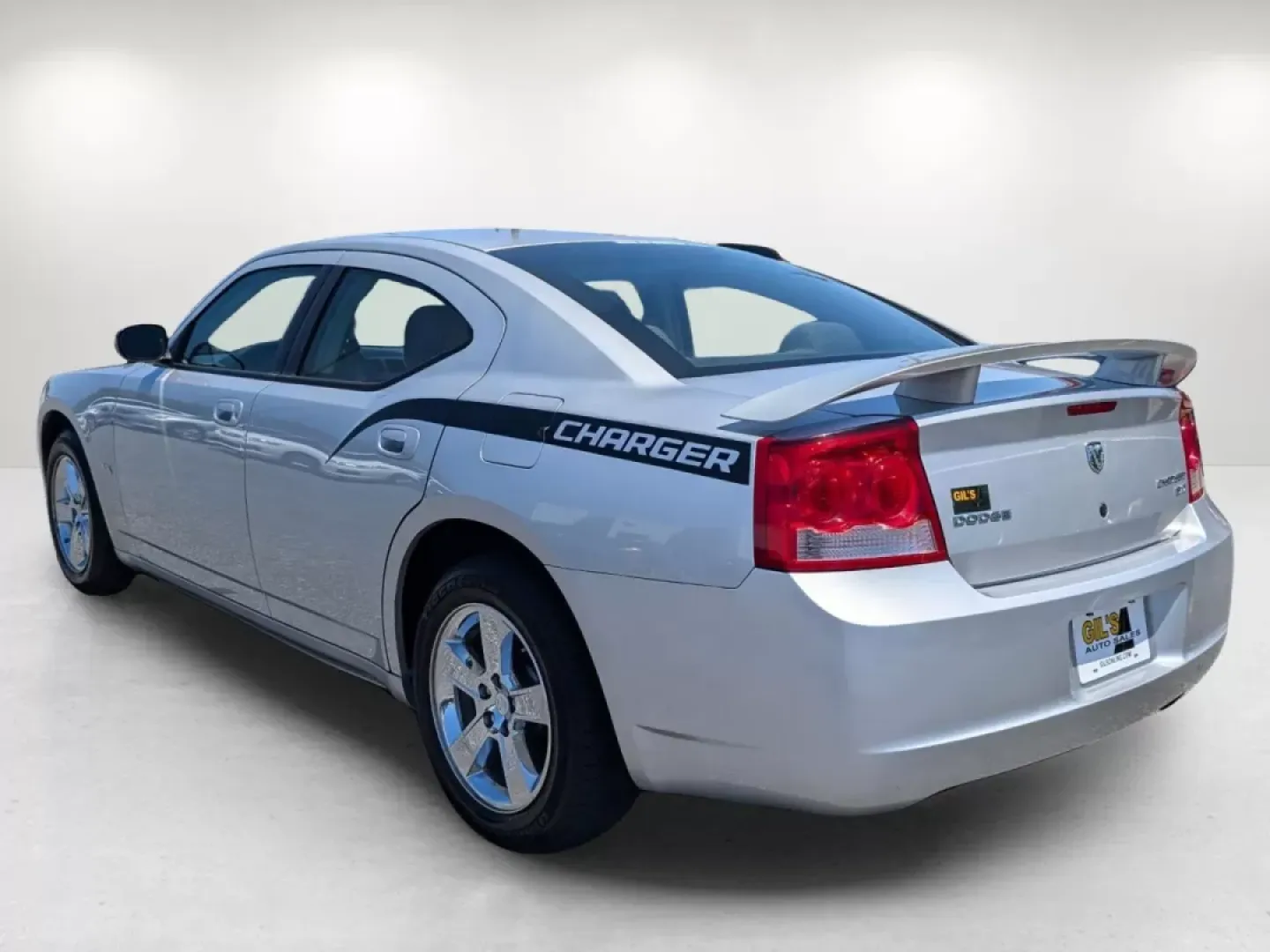 2009 /Dark Slate Gray Dodge Charger SXT (2B3KA33V09H) with an Other engine, located at 804 22nd Ave, Phenix City, AL, 36870, (334) 297-1860, 32.484749, -85.024475 - Step into adventure and embrace the thrill of the open road with the 2009 Dodge Charger SXT, available now at Gils Auto - Columbus #2 in Columbus, GA. This stylish and powerful coupe is perfect for drivers who crave excitement, whether you're commuting to work, embarking on weekend road trips, or si - Photo#6