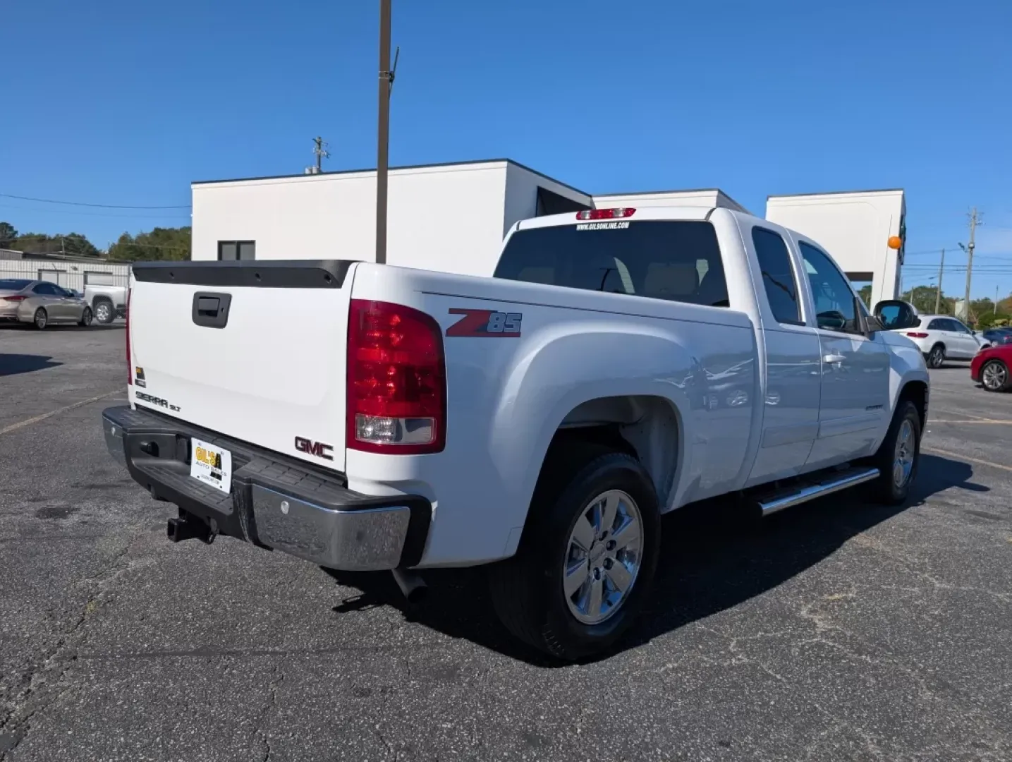 2009 /Very Dark Cashmere/Light Cashmere GMC Sierra 1500 SLT (1GTEC39039Z) with an Other engine, located at 3959 U.S. 80 W, Phenix City, AL, 36870, (334) 297-4885, 32.469296, -85.135185 - **Unleash Adventure with the 2009 GMC Sierra 1500 SLT Perfect for Your Next Journey!**<br /> <br /> If you're looking for a reliable pickup that effortlessly combines style, comfort, and versatility, look no further than the 2009 GMC Sierra 1500 SLT. This extended cab beauty is not just a vehicle; - Photo#4