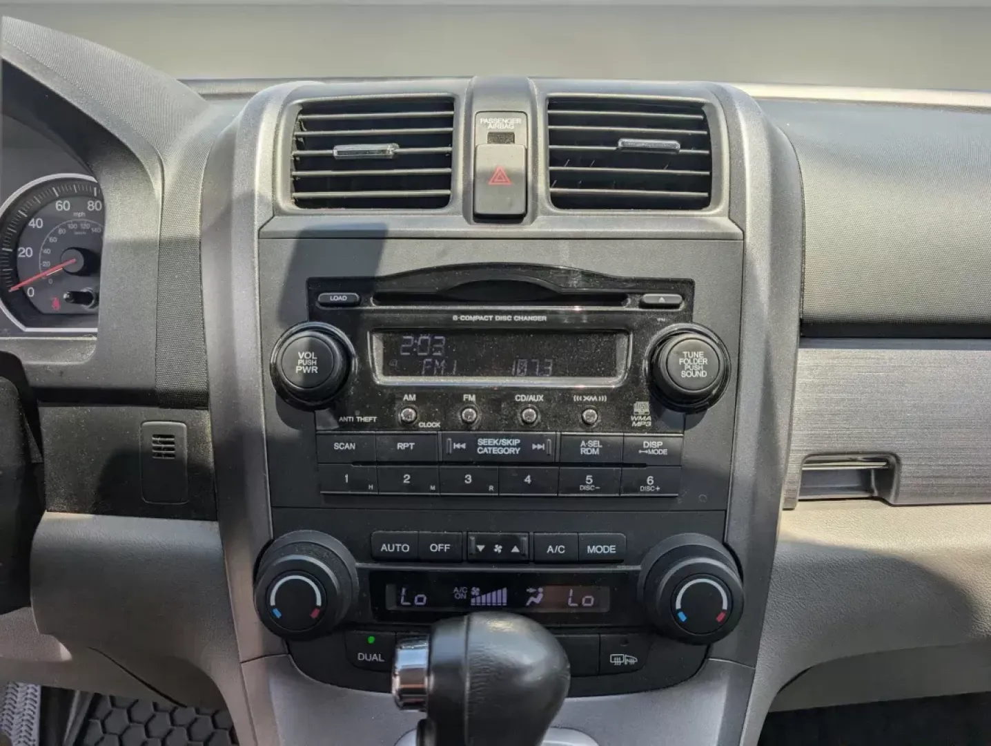 2009 Honda CR-V EX-L (5J6RE387X9L) with an Gas I4 2.4L/144 engine, 5-Speed Automatic transmission, located at 1430 Gateway Drive, Opelika, AL, 36801, (334) 239-0944, 32.637871, -85.409790 - 2009 Honda CR-V EX-L - Photo#14