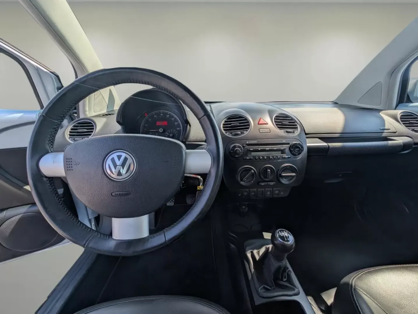 2009 Volkswagen New Beetle Coupe S (3VWPW31C29M) with an Other engine, located at 521 Old Farm Lane Rd, Prattville, AL, 36066, (334) 325-1505, 32.482460, -86.416367 - **Unleash Your Adventurous Spirit with the 2009 Volkswagen New Beetle Coupe!**<br /> <br /> Are you ready to make your daily commute or weekend getaway a little more exciting? At Gils Auto in Phenix City, AL, we're proud to present a stunning 2009 Volkswagen New Beetle Coupe that perfectly blends st - Photo#10