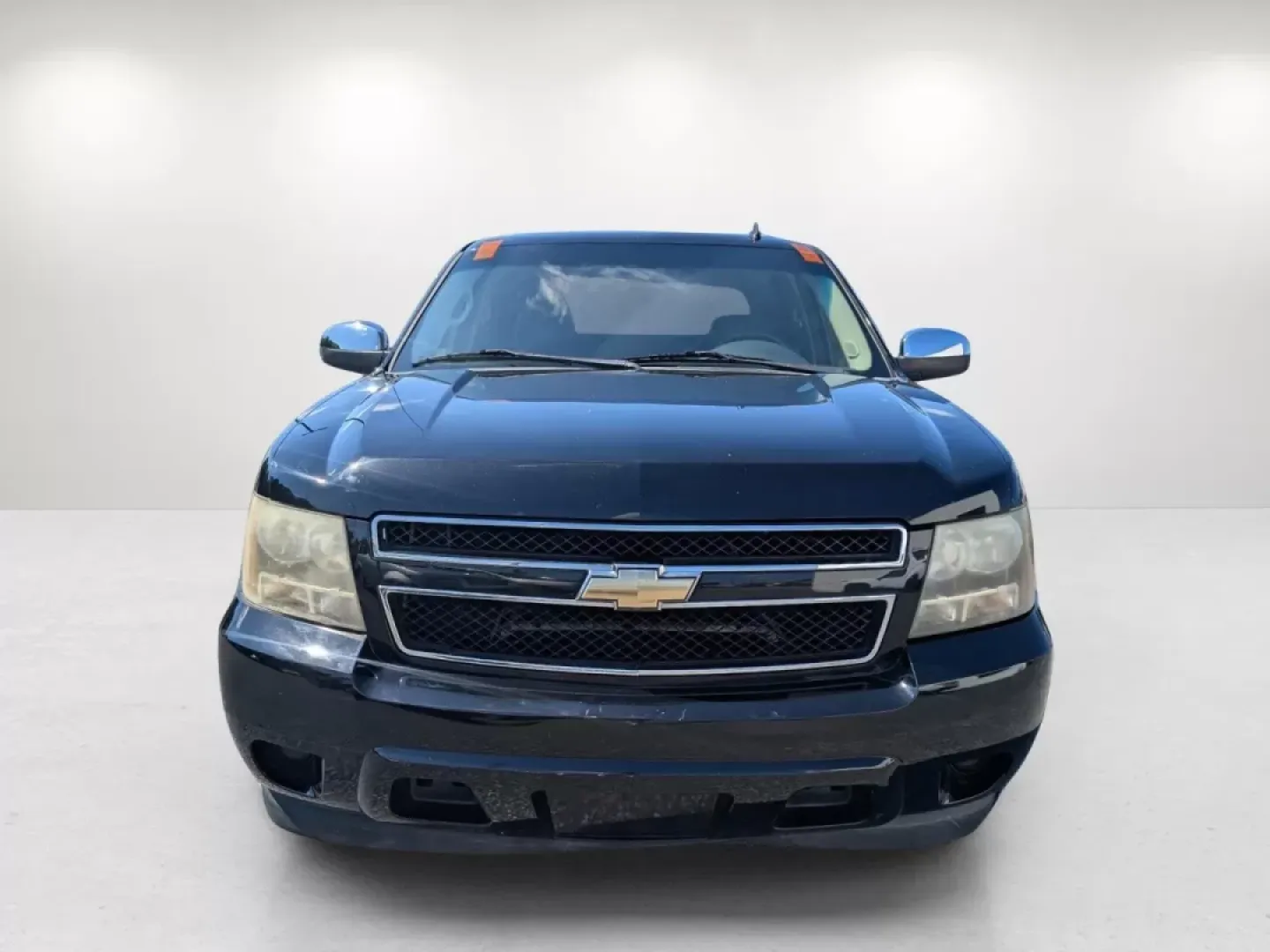 2010 /Ebony Chevrolet Avalanche LS (3GNNCEE00AG) with an Other engine, located at 804 22nd Ave, Phenix City, AL, 36870, (334) 297-1860, 32.484749, -85.024475 - Looking for a reliable pickup that can handle everything from family road trips to weekend adventures? Look no further than the 2010 Chevrolet Avalanche LS, now available at Gils Auto in Phenix City, AL. This versatile crew cab pickup is perfect for growing families, outdoor enthusiasts, and budget- - Photo#1