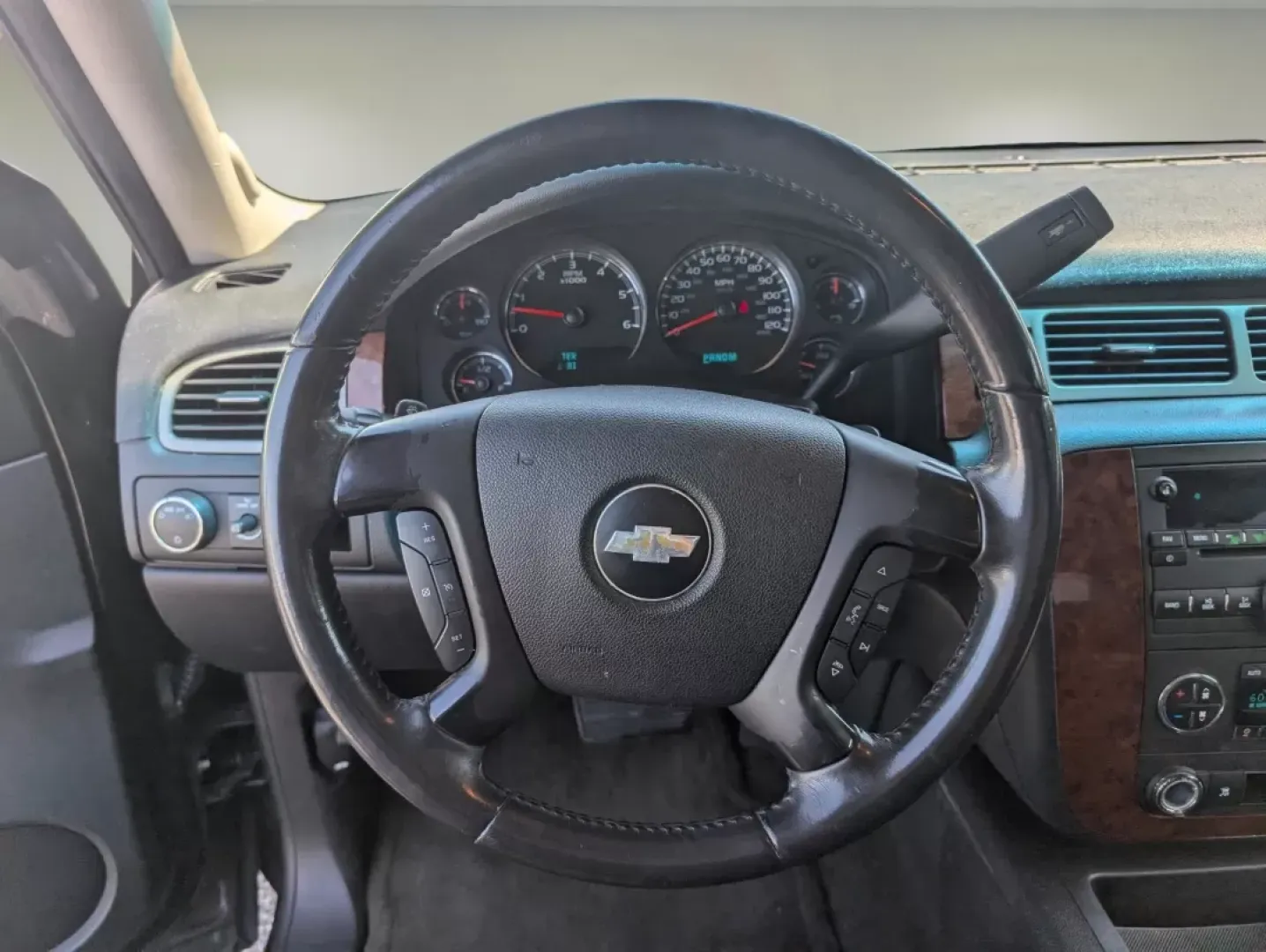 2010 /Ebony Chevrolet Avalanche LS (3GNNCEE00AG) with an Other engine, located at 804 22nd Ave, Phenix City, AL, 36870, (334) 297-1860, 32.484749, -85.024475 - Looking for a reliable pickup that can handle everything from family road trips to weekend adventures? Look no further than the 2010 Chevrolet Avalanche LS, now available at Gils Auto in Phenix City, AL. This versatile crew cab pickup is perfect for growing families, outdoor enthusiasts, and budget- - Photo#15