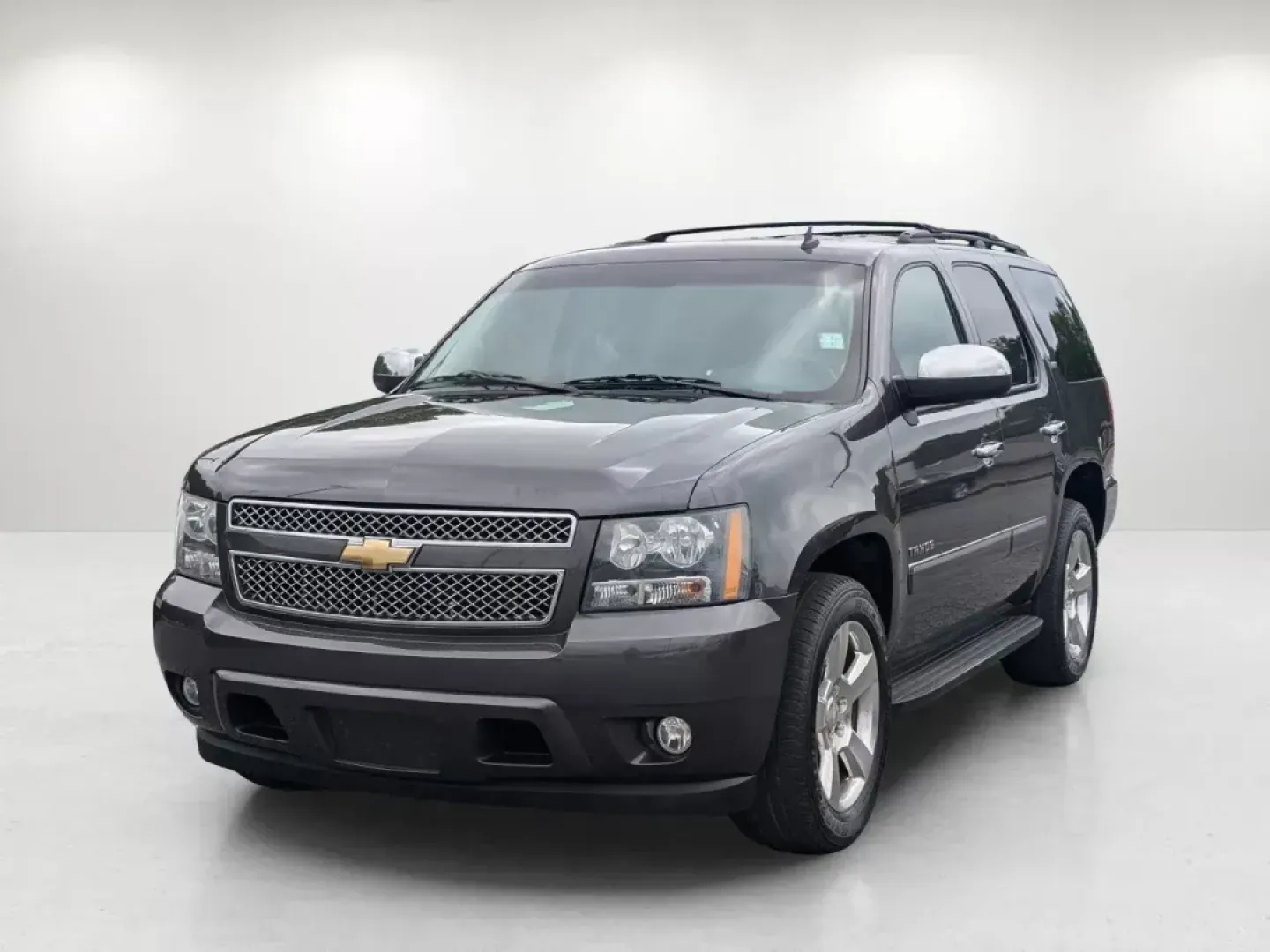 2010 /Ebony Chevrolet Tahoe LTZ (1GNUCCE02AR) with an Gas/Ethanol V8 5.3L/323 engine, 6-Speed Automatic w/OD transmission, located at 5115 14th Ave., Columbus, GA, 31904, (706) 323-0345, 32.511494, -84.971046 - 2010 Chevrolet Tahoe LTZ - Photo#0