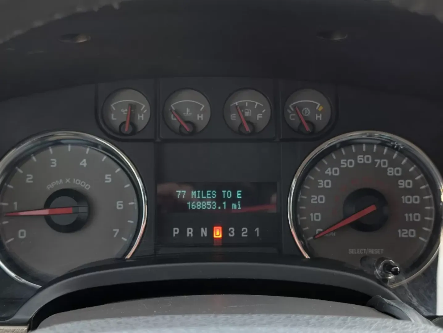 2010 Ford F-150 XLT (1FTEW1C84AF) with an Other engine, located at 3959 U.S. 80 W, Phenix City, AL, 36870, (334) 297-4885, 32.469296, -85.135185 - Embrace the freedom of the open road with the 2010 Ford F-150, the perfect companion for weekend adventures and everyday errands alike! Whether you're hauling gear for a family camping trip or navigating busy streets, this dependable pickup truck is designed to enhance your lifestyle while offering - Photo#18