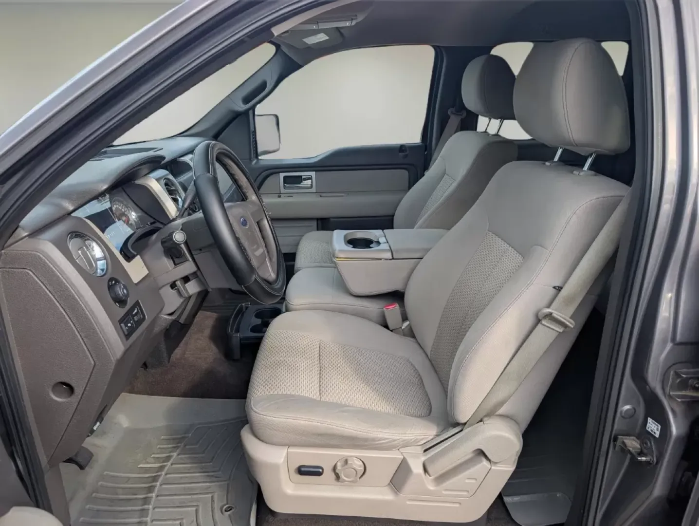 2010 Ford F-150 XLT (1FTEW1C82AF) with an Other engine, located at 1430 Gateway Drive, Opelika, AL, 36801, (334) 239-0944, 32.637871, -85.409790 - Are you ready to elevate your weekend adventures or enhance your daily commute? Look no further than this rugged yet refined 2010 Ford F-150 XLT, now available at Gils Auto in Phenix City, AL. This versatile crew cab pickup truck is perfect for growing families, outdoor enthusiasts, or anyone who ne - Photo#9