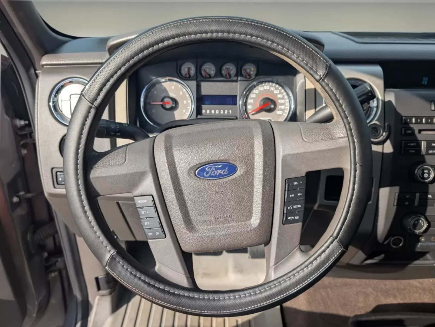 2010 Ford F-150 XLT (1FTEW1C82AF) with an Other engine, located at 1430 Gateway Drive, Opelika, AL, 36801, (334) 239-0944, 32.637871, -85.409790 - Are you ready to elevate your weekend adventures or enhance your daily commute? Look no further than this rugged yet refined 2010 Ford F-150 XLT, now available at Gils Auto in Phenix City, AL. This versatile crew cab pickup truck is perfect for growing families, outdoor enthusiasts, or anyone who ne - Photo#16